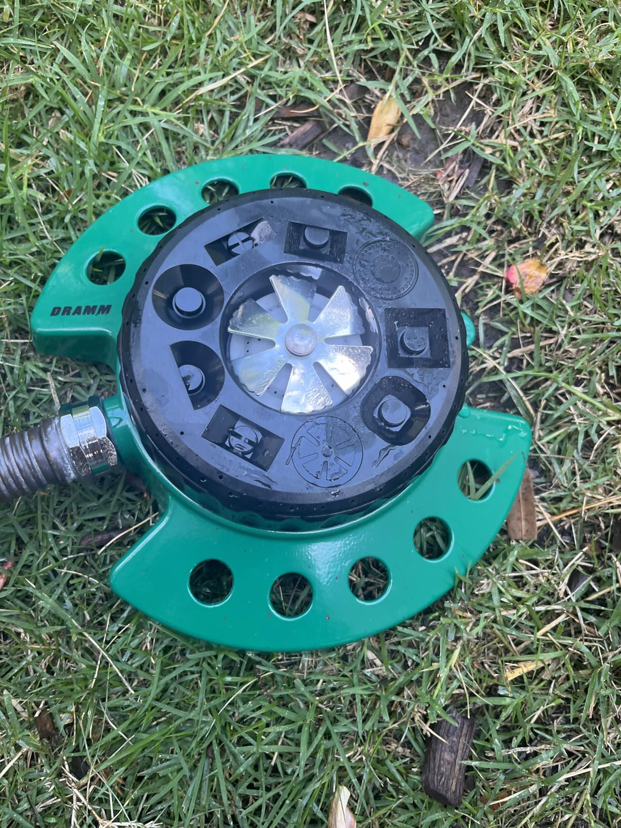 Dramm 15024 ColorStorm 9-Pattern Turret Sprinkler with Heavy-Duty Metal Base, Green customer photo 1