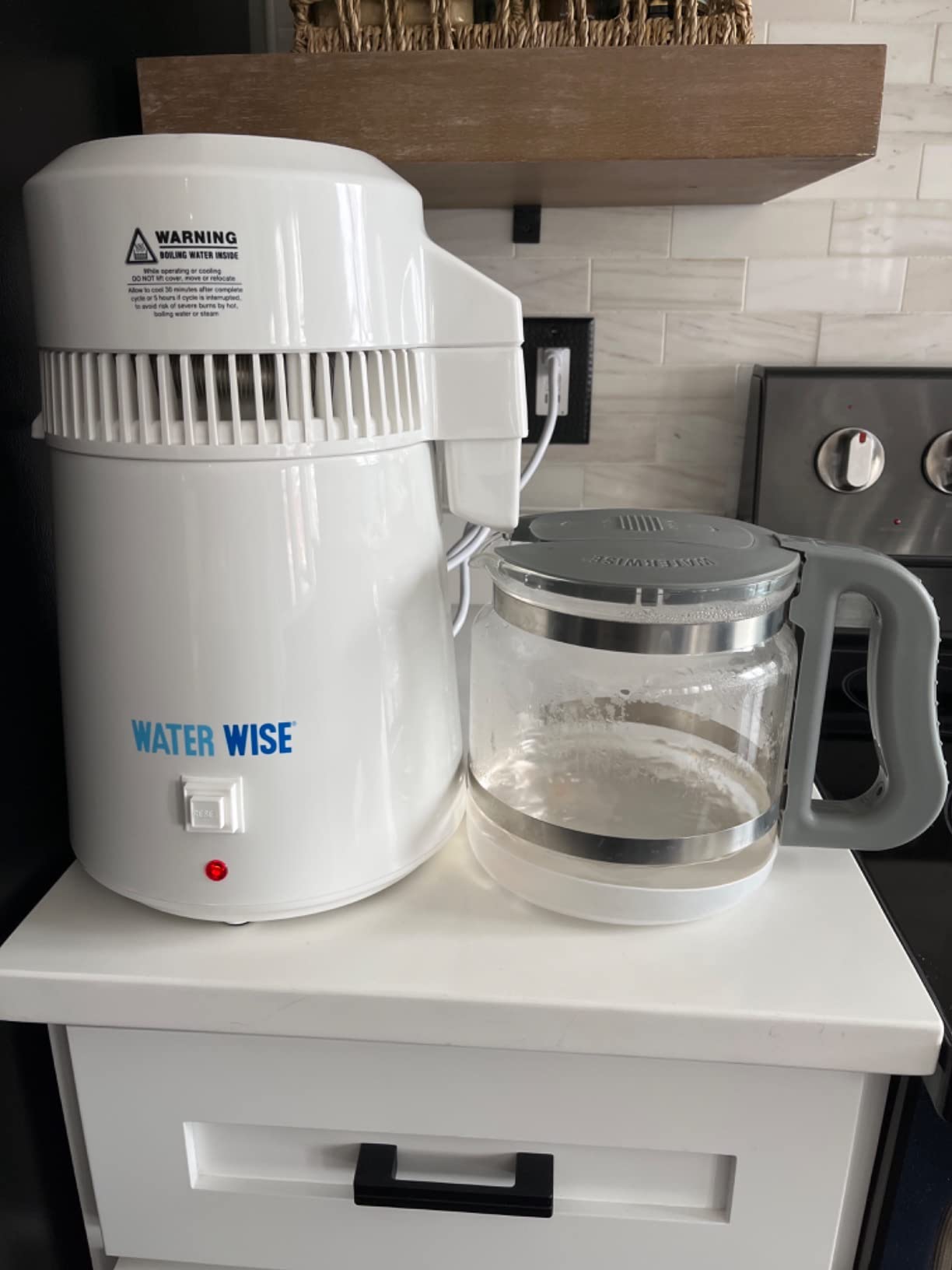Waterwise 4000 Countertop Water Distiller System for Home and Office, 1 Gallon Glass Collector Bottle customer photo 1
