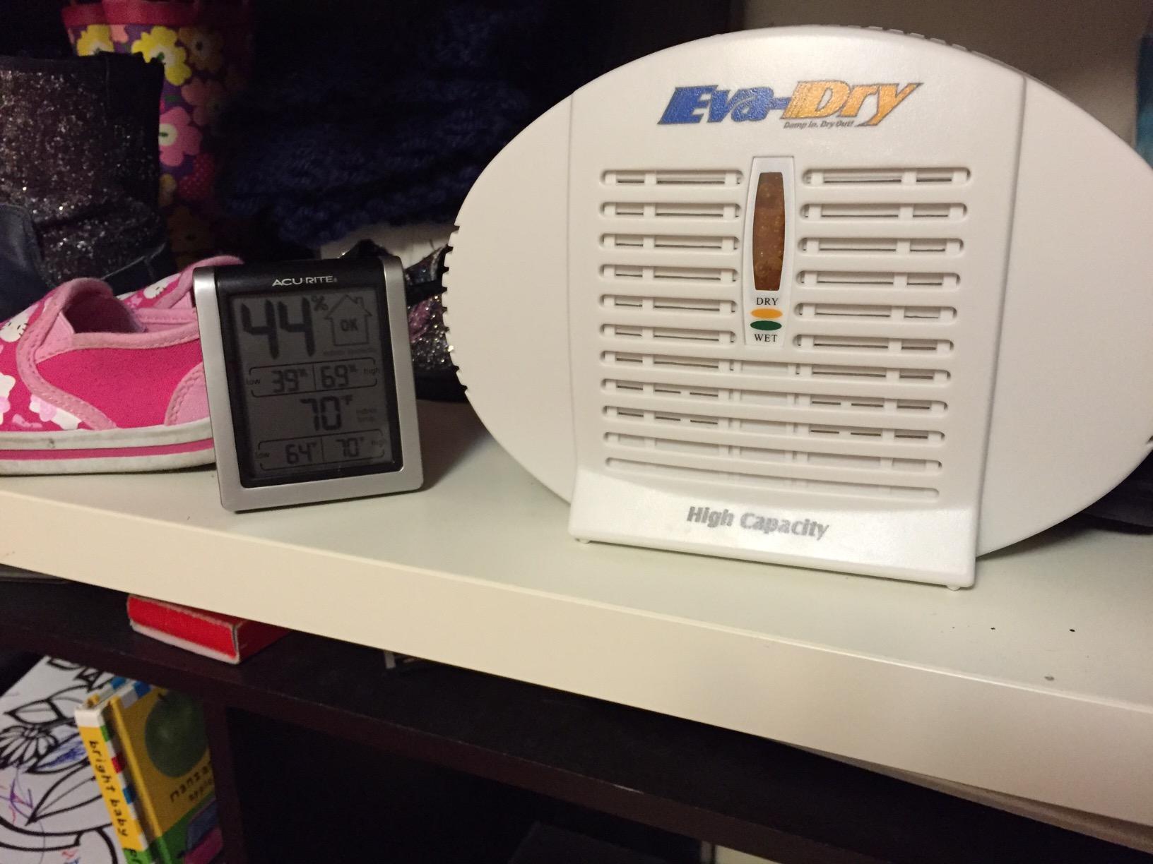 Eva-Dry E-500 Wireless, Portable & Powerful Mini Dehumidifier, Energy Efficient, Renewable Moisture Absorber. Perfect for Closets, Safes, Pantries, RVs, Boat's, Kegerator & Storage customer photo 1