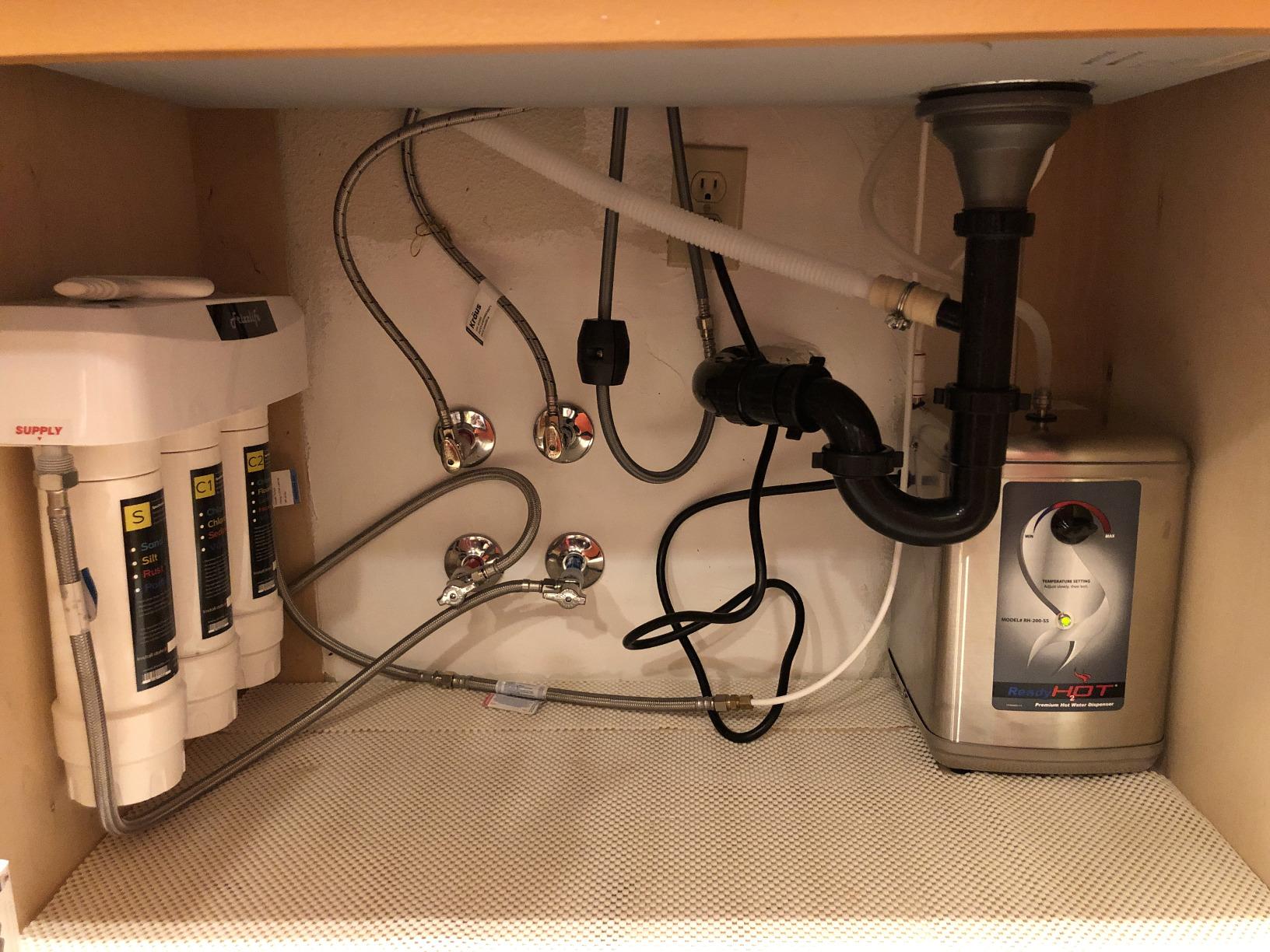 Ready Hot 41-RH-200-F560-CH Instant Hot Water Dispenser System, 2.5 Quarts, Manual Dial Dual Lever Hot and Cold Water Faucet Polished Chrome customer photo 1