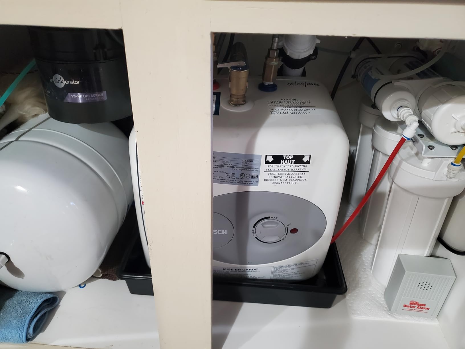 Bosch Electric Mini-Tank Water Heater Tronic 3000 T 7-Gallon (ES8) - Shelf, Wall or Floor Mounted customer photo 1