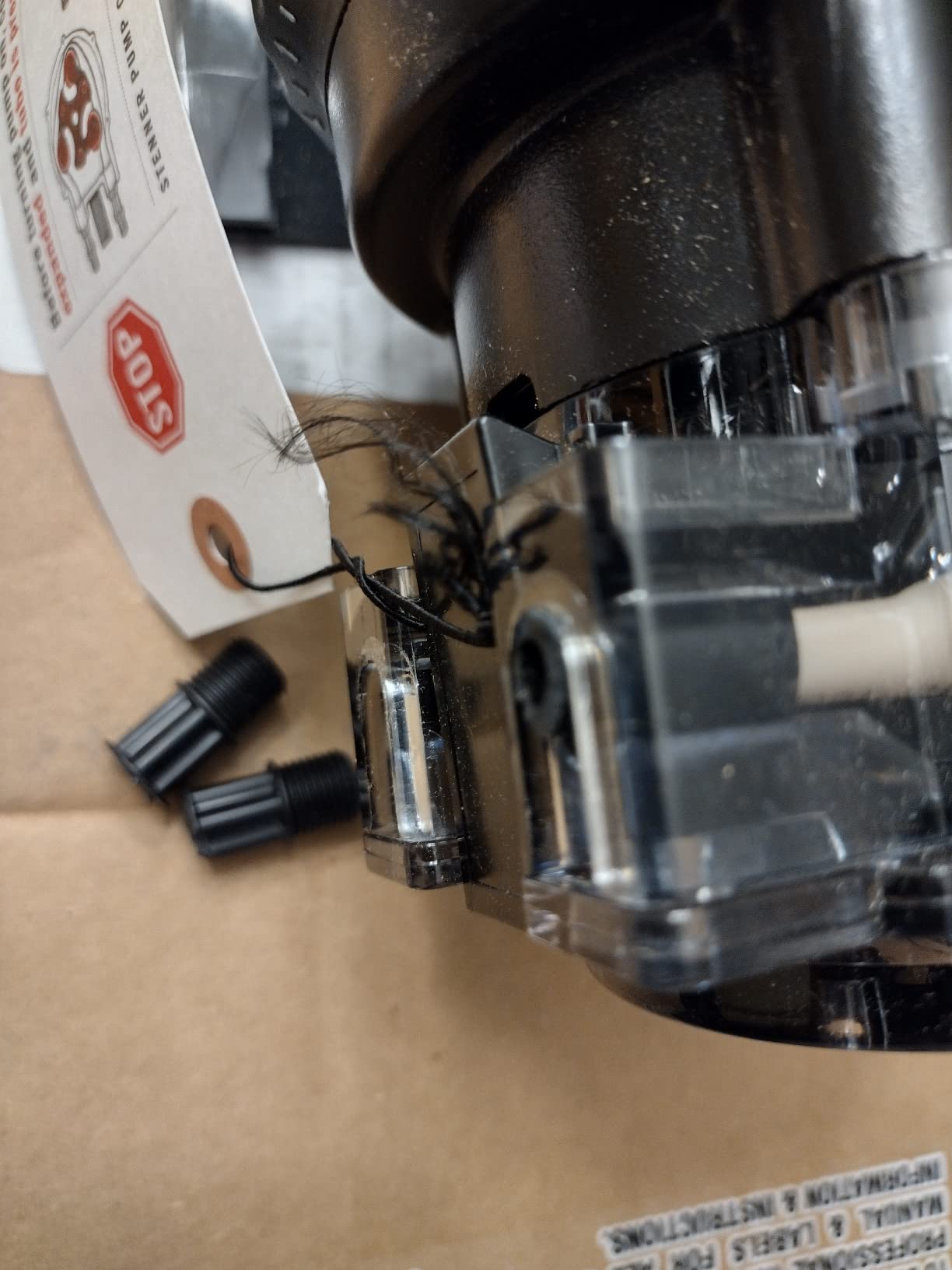 Stenner 85MJH2A2S Peristaltic Adjustable-Head Chemical Injection Pump, 0.8-17 GPD, 100 PSI, 120V, Polycarbonate, Black customer photo 2