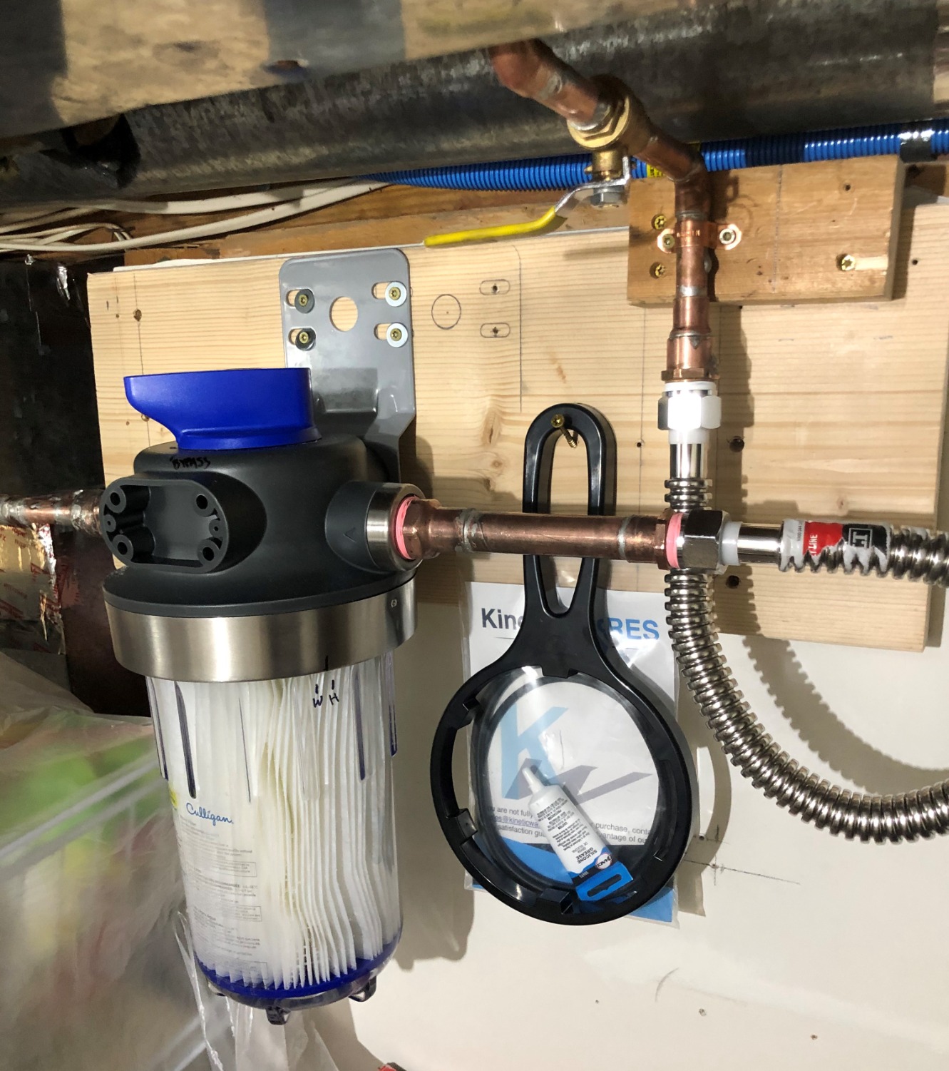 Culligan WH-HD200-C Whole House Water Filter System 1” Inlet/Outlet, Filter Sold Separately – Improve Tap Water Taste, Removes Sediment, Protects Appliances customer photo 1