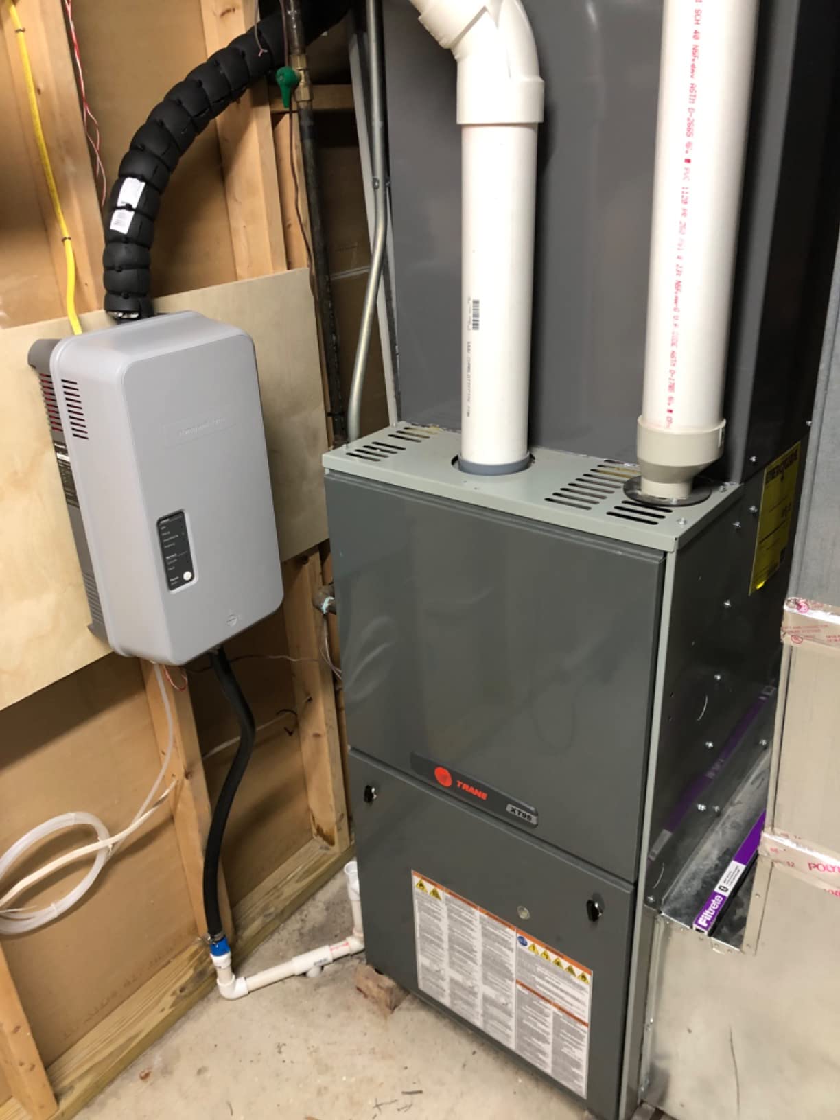 Honeywell HM750A1000 Electrode Steam Humidifier customer photo 2