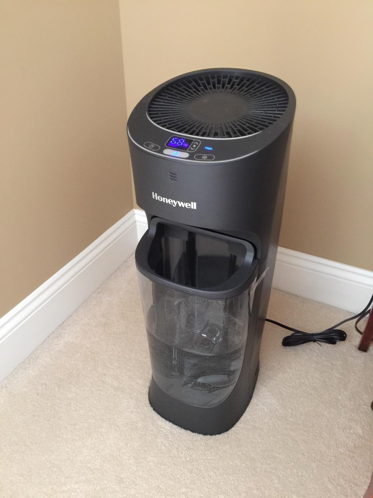Honeywell Top Fill Tower Humidifier, Digital Humidistat, Black - Cool Mist Humidifiers for Bedroom, Home or Office with Space-Saving Tower Design customer photo 2