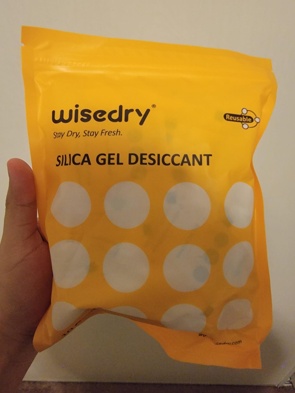 wisedry 2 x 500 Gram [2.2 lbs] Rechargeable Silica Gel Car Dehumidifier, Microwave Fast Reactivated Desiccant Packets Large for Gun Safe Closet Basement Garage Storage Moisture Absorber Bag Reusable customer photo 1