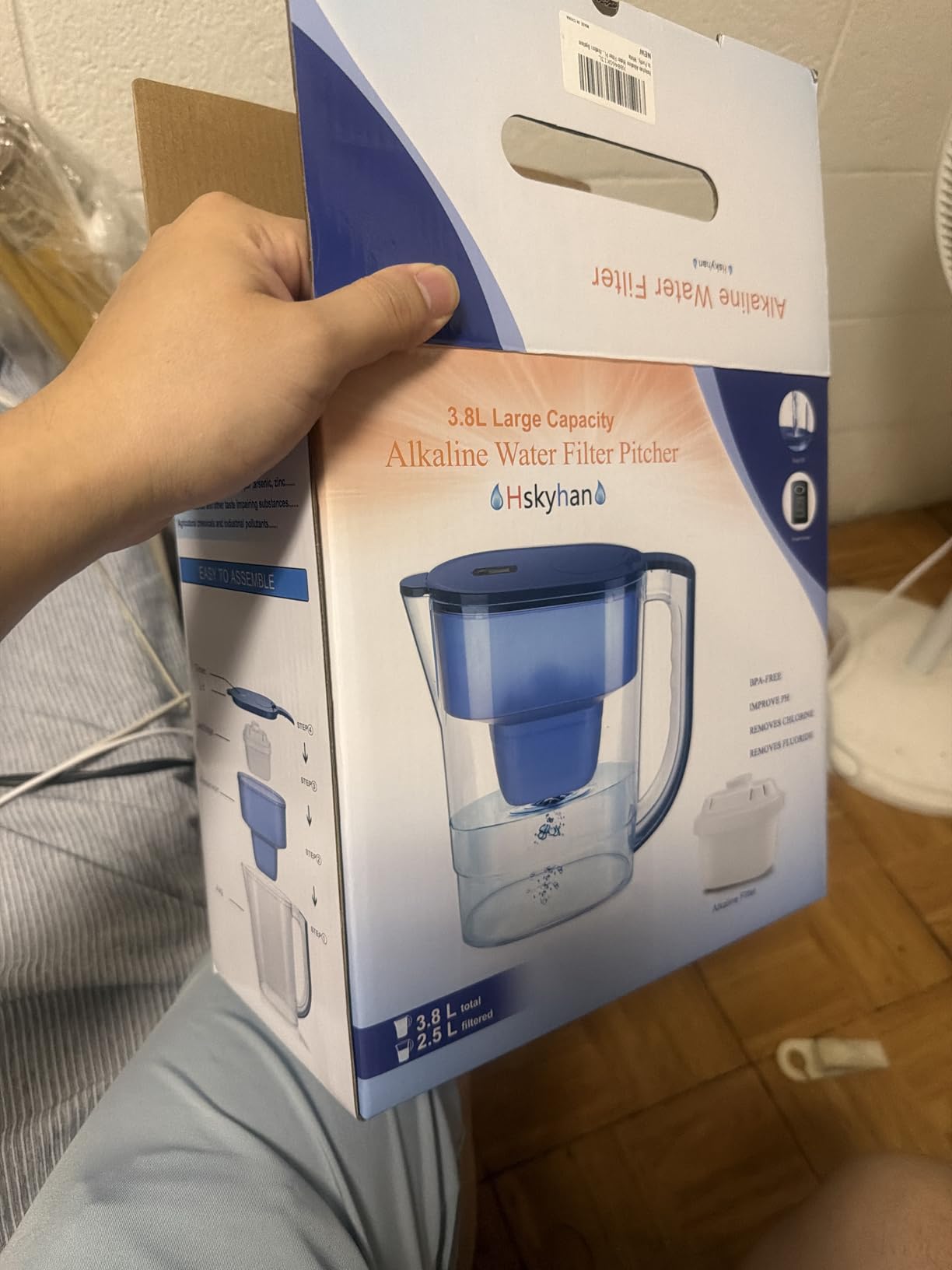Hskyhan Alkaline Water Filter Pitcher - 3.5 Liters Improve PH, 2 Filters Included, BPA Free, 7 Stage Filteration System to Purify, Blue customer photo 2