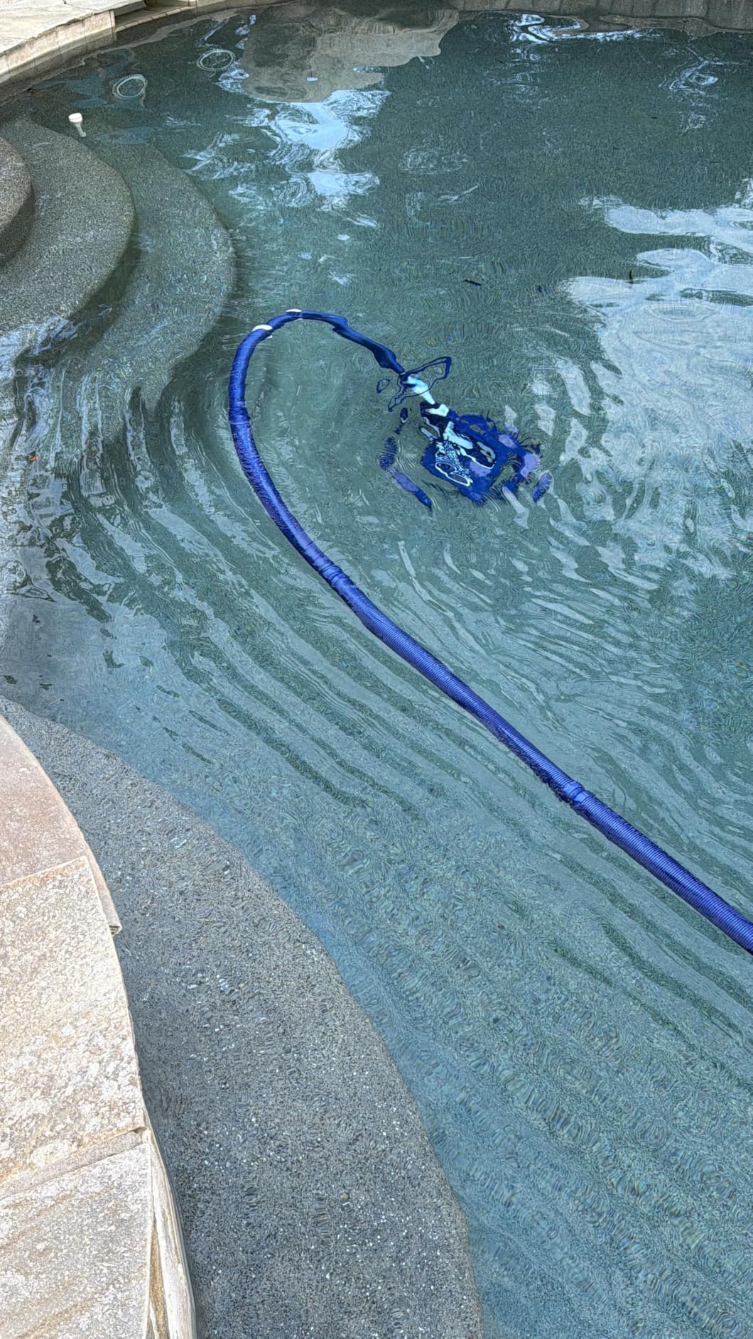VINGLI Pool Vacuum Cleaner Automatic Sweeper Swimming Pool Creepy Crawler Vacuum with 33FT Hoses customer photo 1