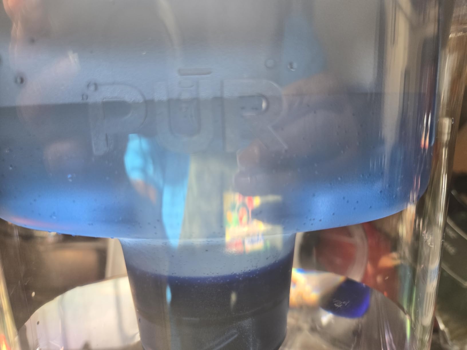 PUR Plus 7-Cup Water Filter Pitcher, Cleaner, Great-Tasting Water, Dishwasher Safe, Powerful, Lead-Reducing Filtration, LockFit Cap Design, Smoke customer photo 2