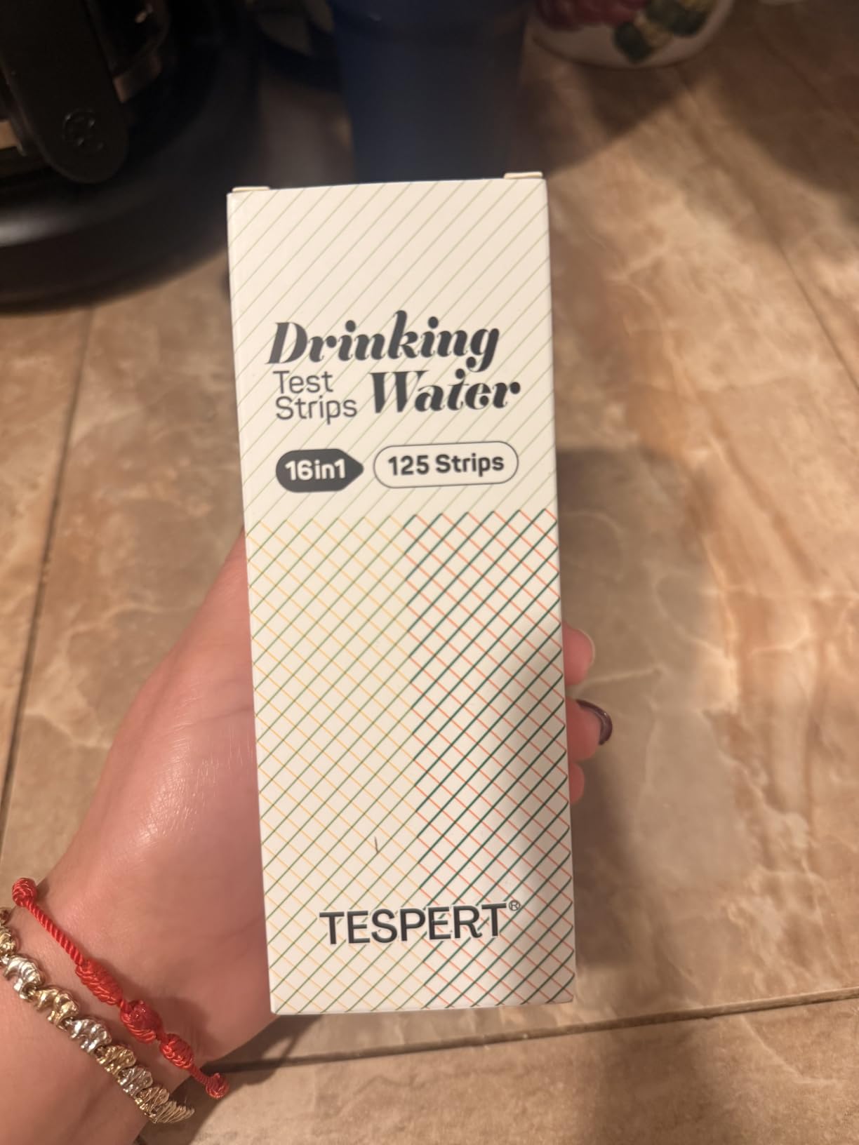 TESPERT Drinking Water Test Strips 125ct 16 in 1 - 30s Quick Screening for Hardness, pH, Iron, Nitrite, Copper, Chlorine, Carbonate, Lead, Alkalinity customer photo 1