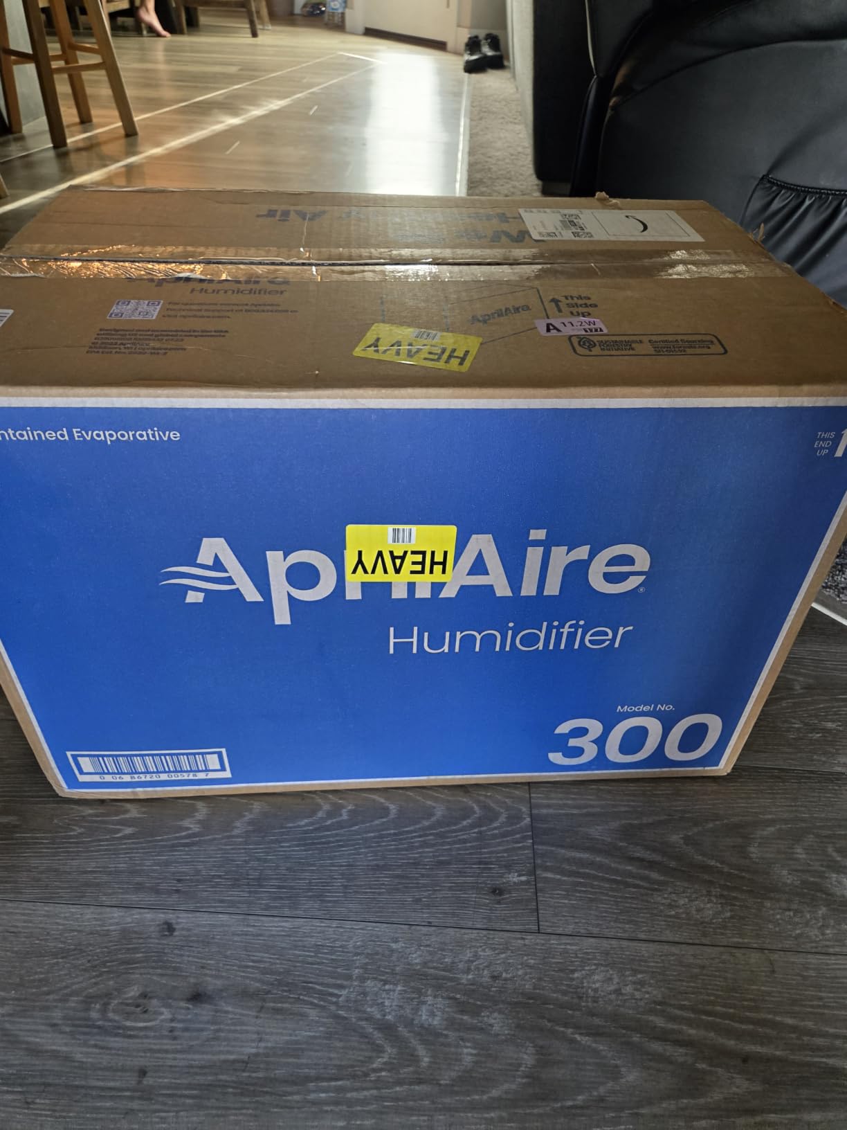 AprilAire 300 Self-Contained Fan Powered Whole-House Humidifier, for Homes with Ducted Forced Air Furnace Systems, Boilers, Mini-Splits, Radiant Heat, and Other Ductless Systems up to 3,900 Sq. Ft. customer photo 2