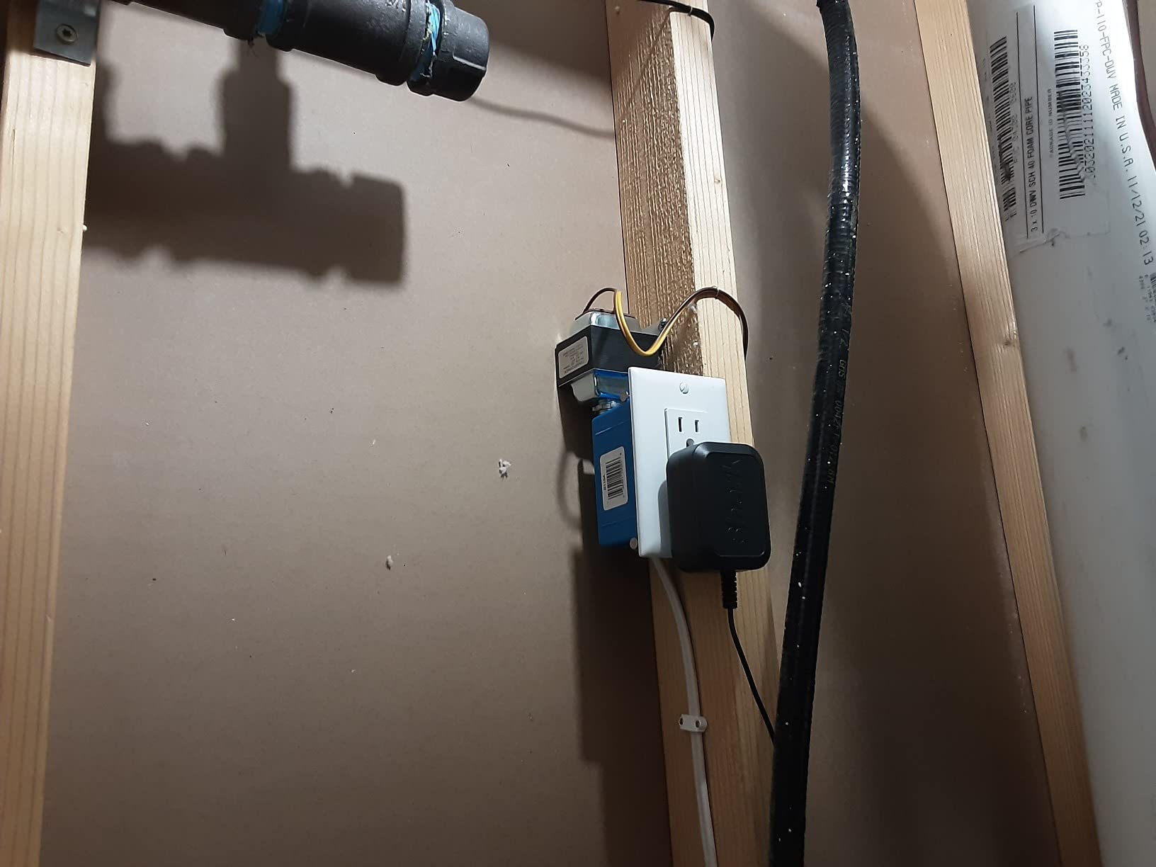 Evaporative Duct Mount Whole House Furnace Humidifier, Atomizing Cool Mist Variable Capacities for Homes and Offices from 1000 to 3500 sq. ft. customer photo 1