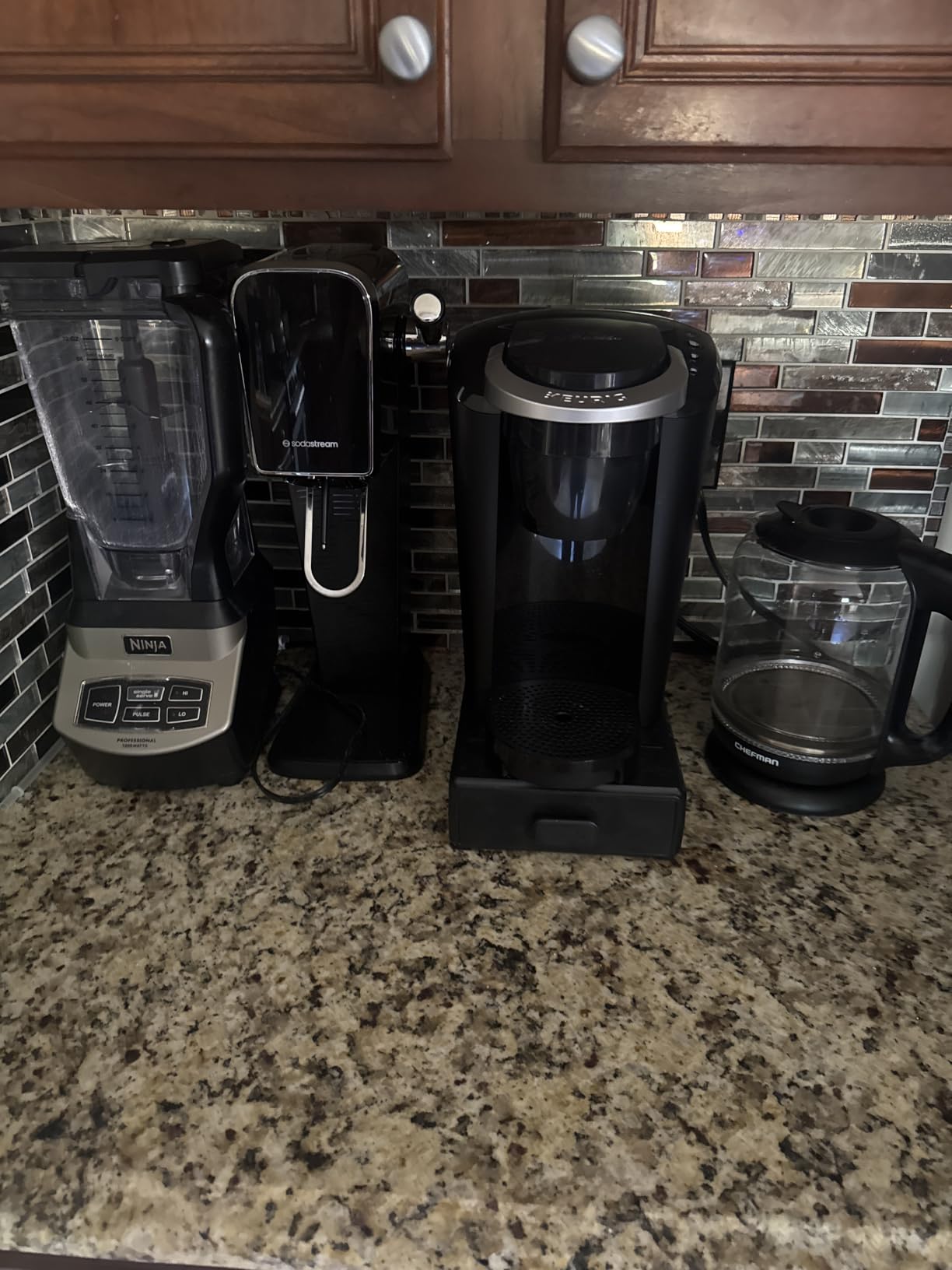 Keurig K-Compact Single-Serve K-Cup Pod Coffee Maker, 3 Brew Sizes, Smart Start Feature, 36oz Removable Reservoir, Black customer photo 1