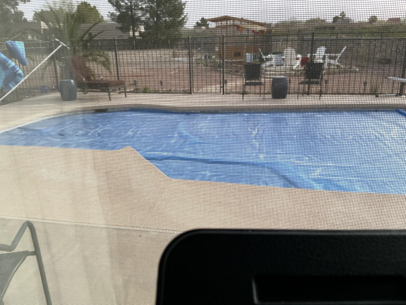 BigXwell Solar Pool Cover, Blue 16-mil 16 x 32 Foot Rectangle for In-Ground Pools, 1600 Series Heavy-Duty Insulating Pool Heater Covers customer photo 1