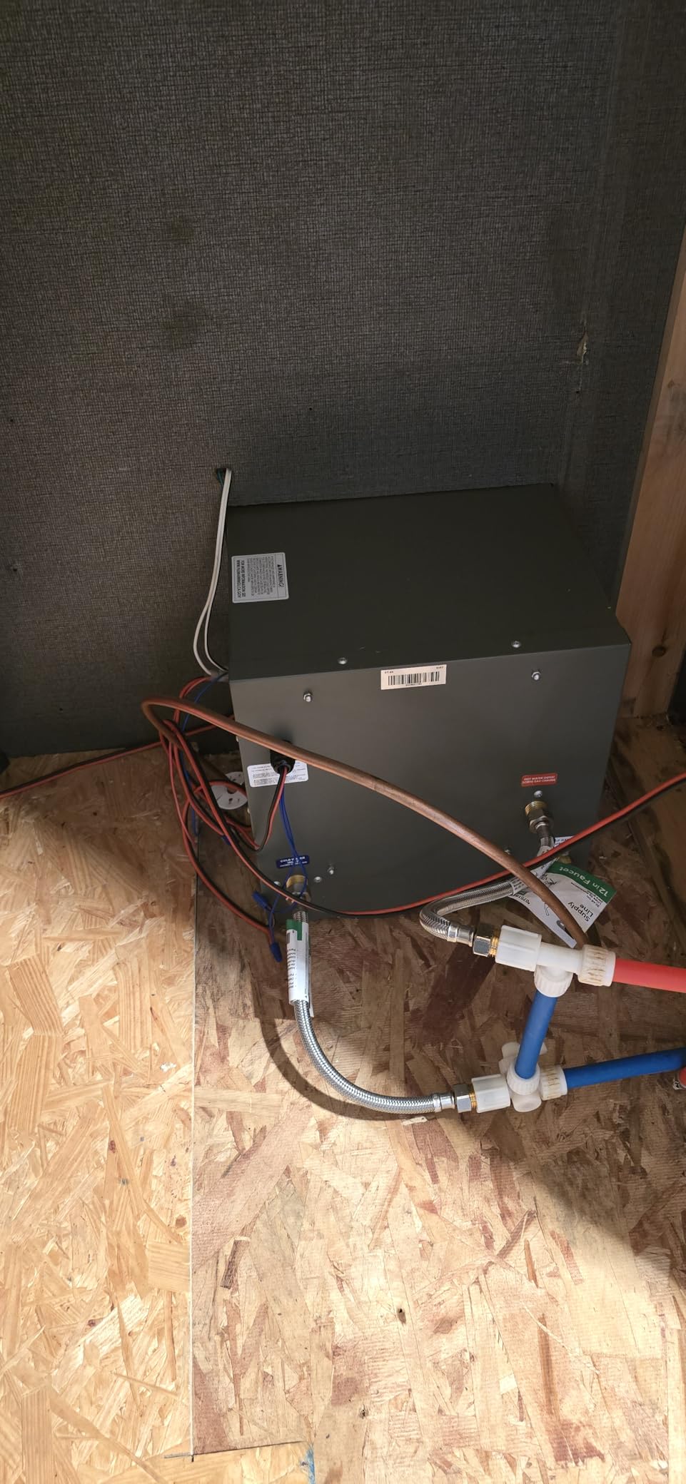 Suburban ST-60 60,000 BTU RV Tankless Water Heater, Freeze Protection customer photo 2