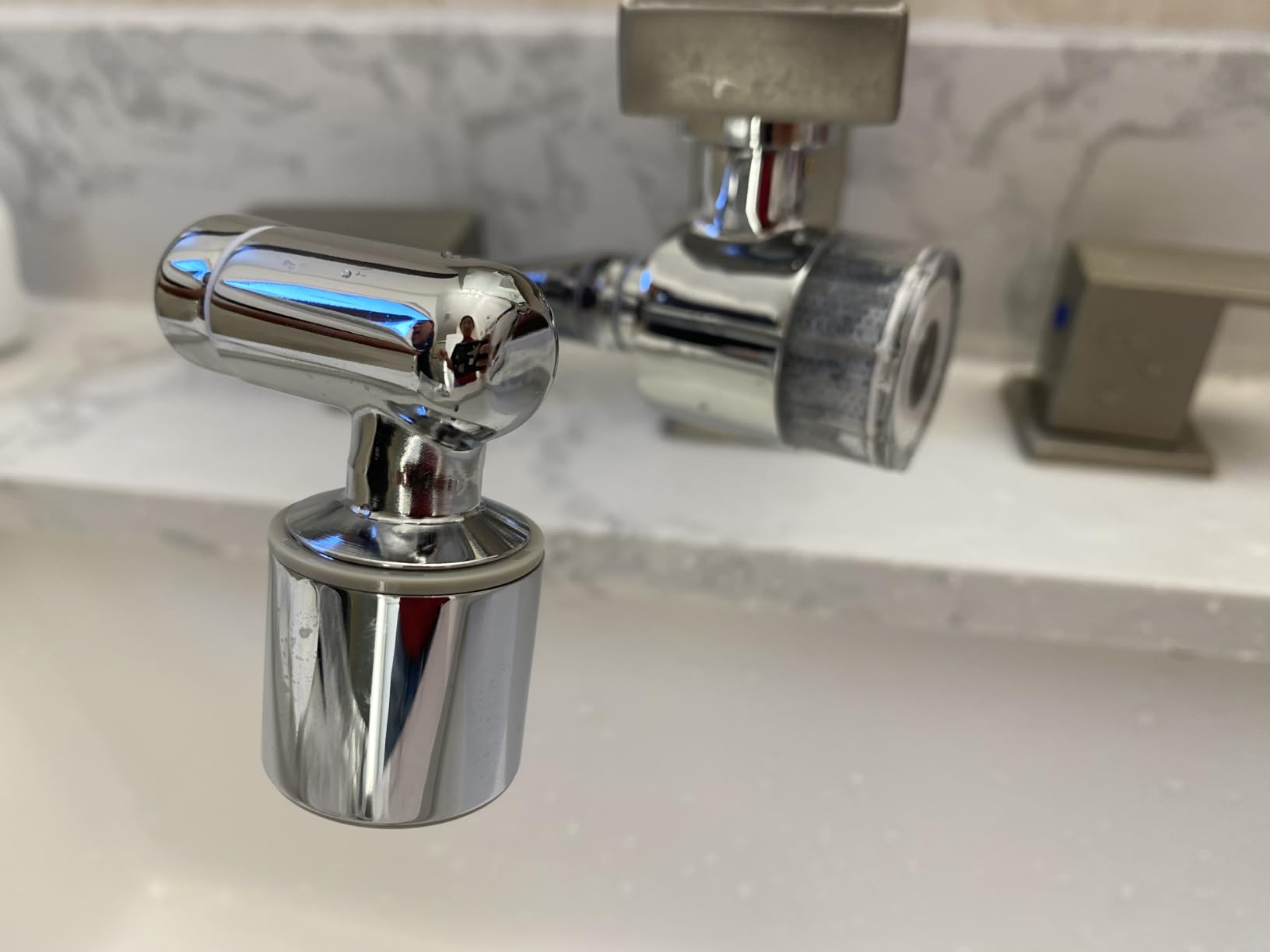 Frizzlife Water Filter for Sink Faucet Extender, NSF/ANSI 372, 9pcs Filter Reduce 99% Chlorine, 1080° Rotating Brass Swivel Aerator, 2 Modes Spray Faucet Filter for Skin Kitchen Bathroom Sink, FF1080 customer photo 1