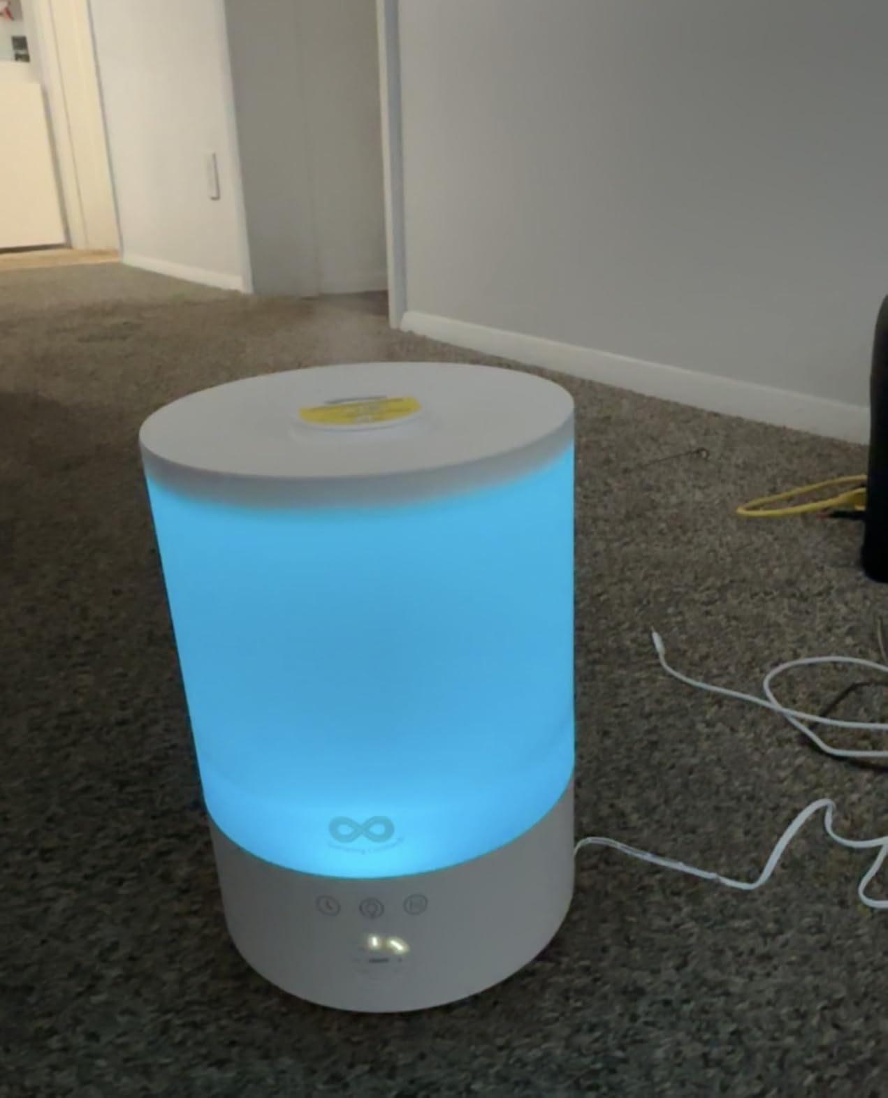 Everlasting Comfort 2.5L Top Fill Humidifier for Bedroom - Quiet, Easy to Fill & Clean, 24HR Runtime, Night Lights, Timer, Ultrasonic Cool Mist, Auto Shut-Off for Indoor Use - White customer photo 2