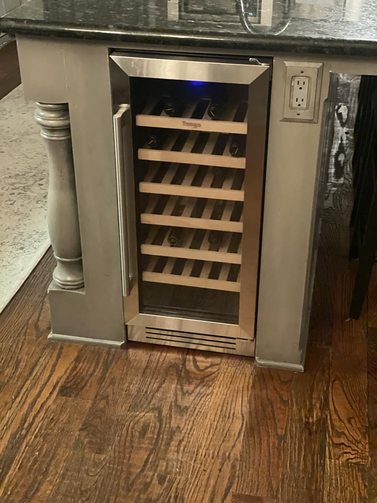 Yeego Wine Fridge Cooler - 15 Inch Dual Zone Wine Fridge Hold 28 Bottles, 40-65F Wine Refrigerator Glass Door, Built in, Freestanding Under Counter Fridge for Beer Soda Drink Home Bar Office customer photo 1