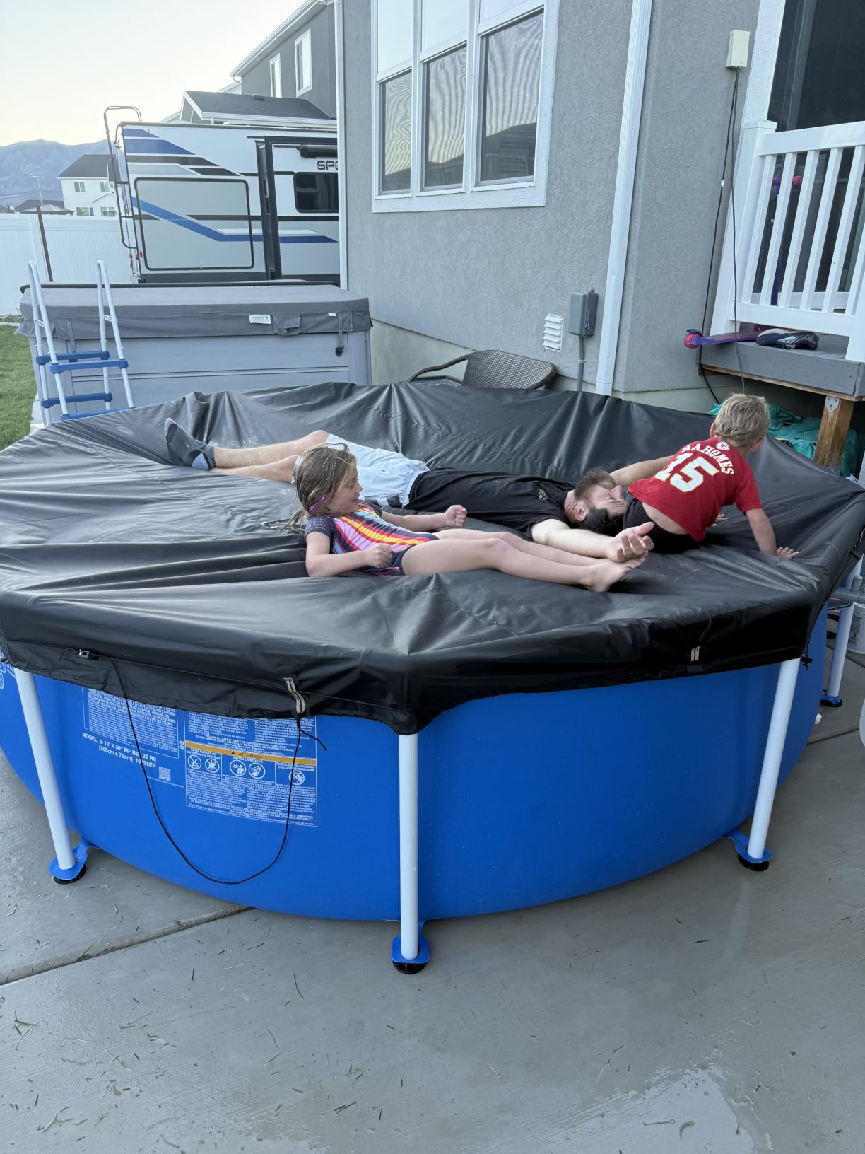 QH.HOME 18ft Round Pool Cover, Windproof Patented Ratchet & Heavy Duty Fabric | Snug Fit Weight Rings & Drawstring Design, Tear Resistant, Blocks Leaves & Waterproof customer photo 2