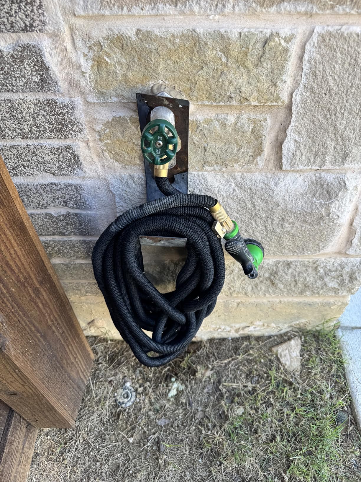 Flexi Hose Expandable Garden Hose with 8 Function Nozzle, 50FT - Lightweight Retractable Garden Hose, Water Hose - No-Kink Flexibility, 3/4 Inch Solid Brass Fittings and Double Latex Core customer photo 2