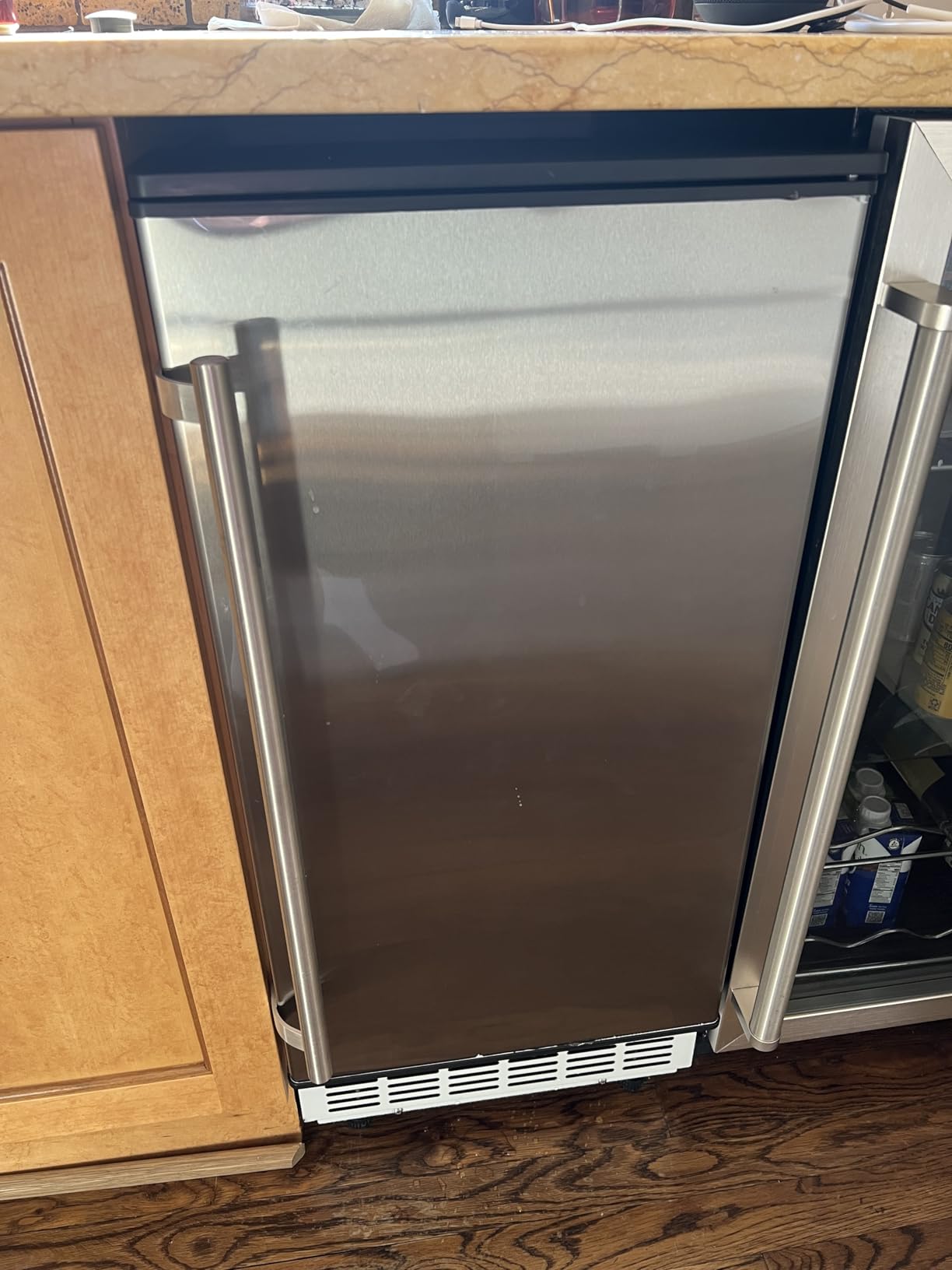 ICYGLEE Commercial Under Counter Ice Maker Machine with Drain Pump, 100Lbs/Day with 24lbs Storage, Built-in Freestanding Ice Maker, Self-Cleaning, 24H Timer, for Commercial & Home Use (Stainless) customer photo 2