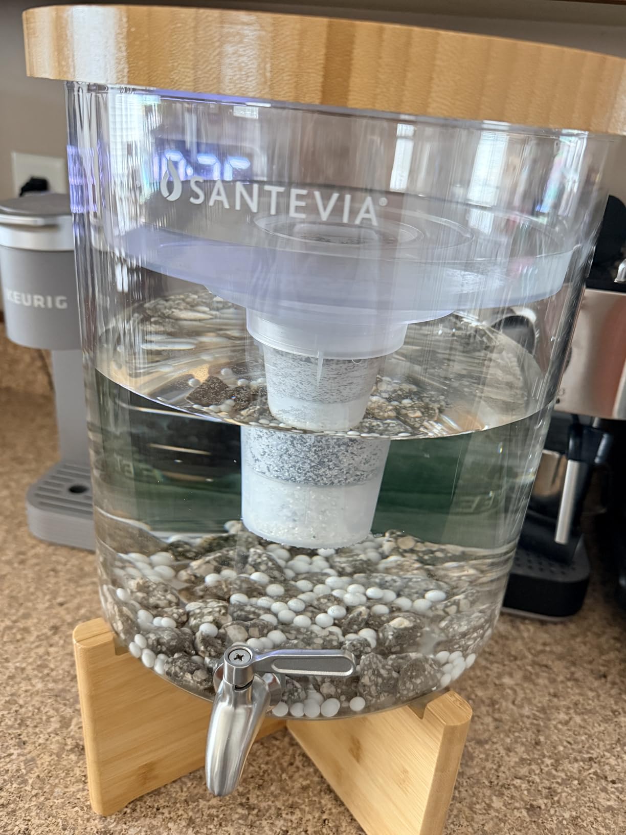 Santevia Glass Water Filtration System - Countertop Filter for Fluoride & Chlorine Removal customer photo 1