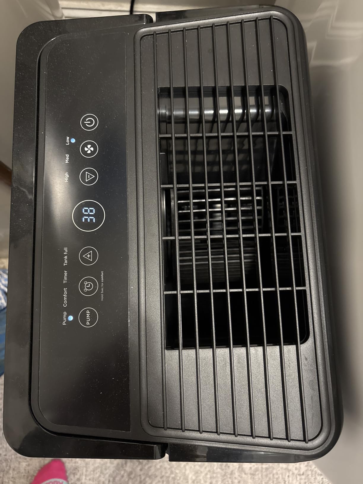 DuraComfort Dehumidifier for Basement Home with Pump, 4500 Sq.ft 50 Pints (Black) customer photo 1