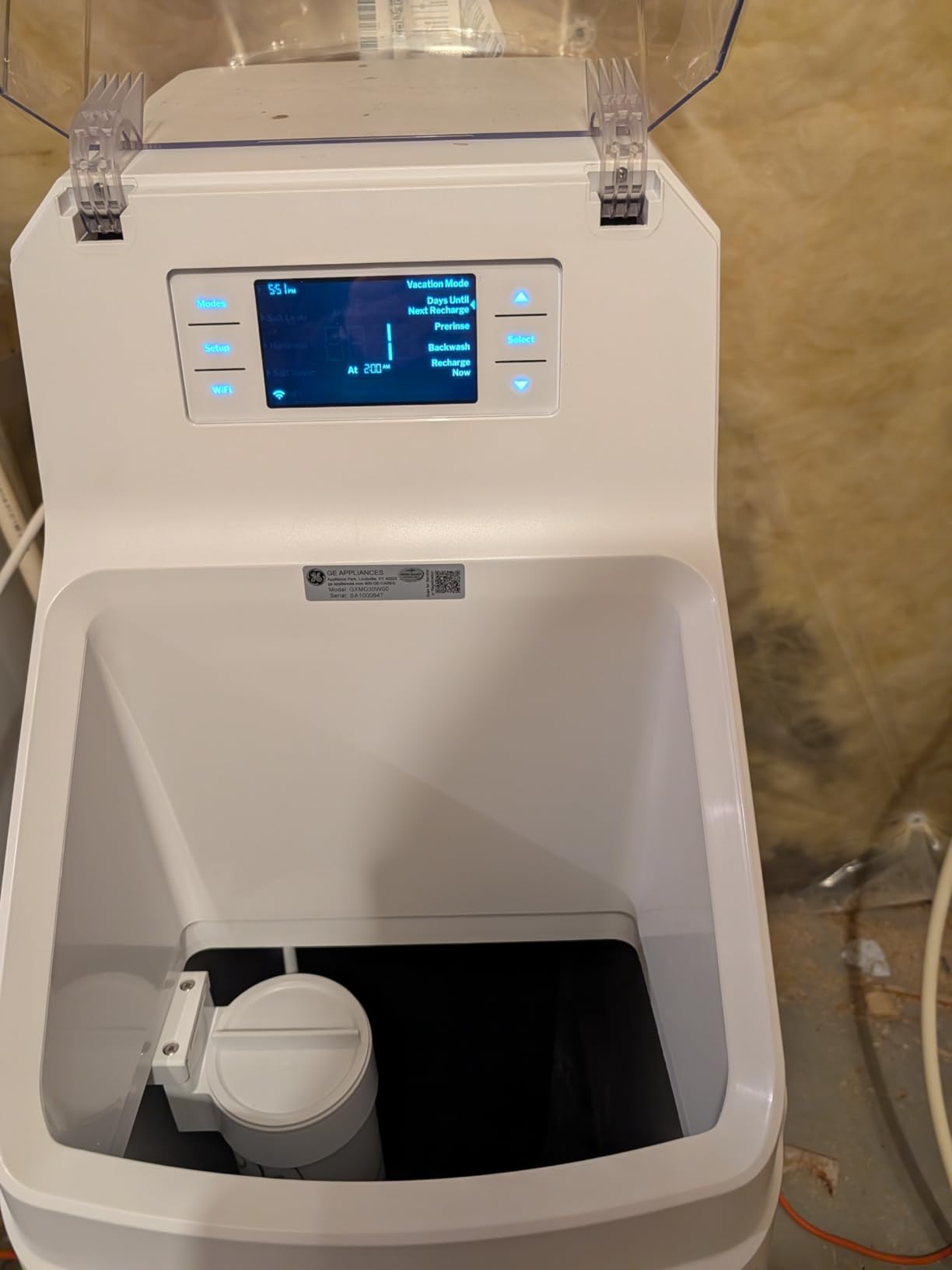 GE Smart Water Softener with Integrated Filtration, 30,000 Grain, Reduce Hard Minerals to Whole House, Built-in WiFi with Water Flow Alerts, Soft Water for Shower, Appliances, and Plumbing, GXMD30W customer photo 2