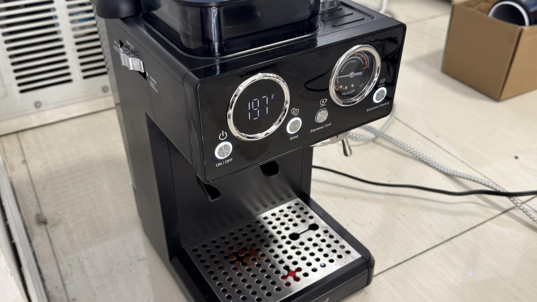 CHULUX Nero Espresso Machine with Built-in Conical Burr Grinder, 4-in-1 20 Bar Espresso Coffee Maker for Cappuccino, Latte, Hot & Iced Espresso and Hot Water, Mystic Black customer photo 1