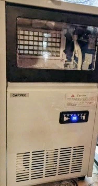 Commercial Ice Maker Machine 120lbs/24h, 36lbs Storage Capacity, Dual Water Inlet Mode customer photo 1