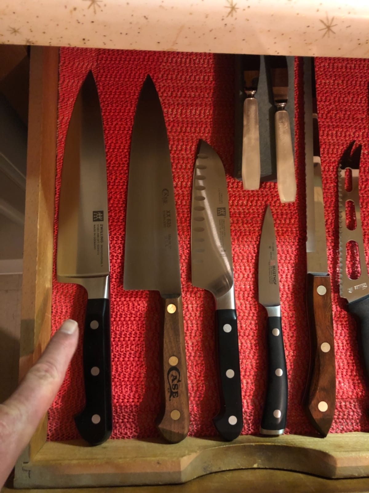ZWILLING Professional S 8-inch Razor-Sharp German Chef's Knife, Made in Company-Owned German Factory with Special Formula Steel customer photo 2