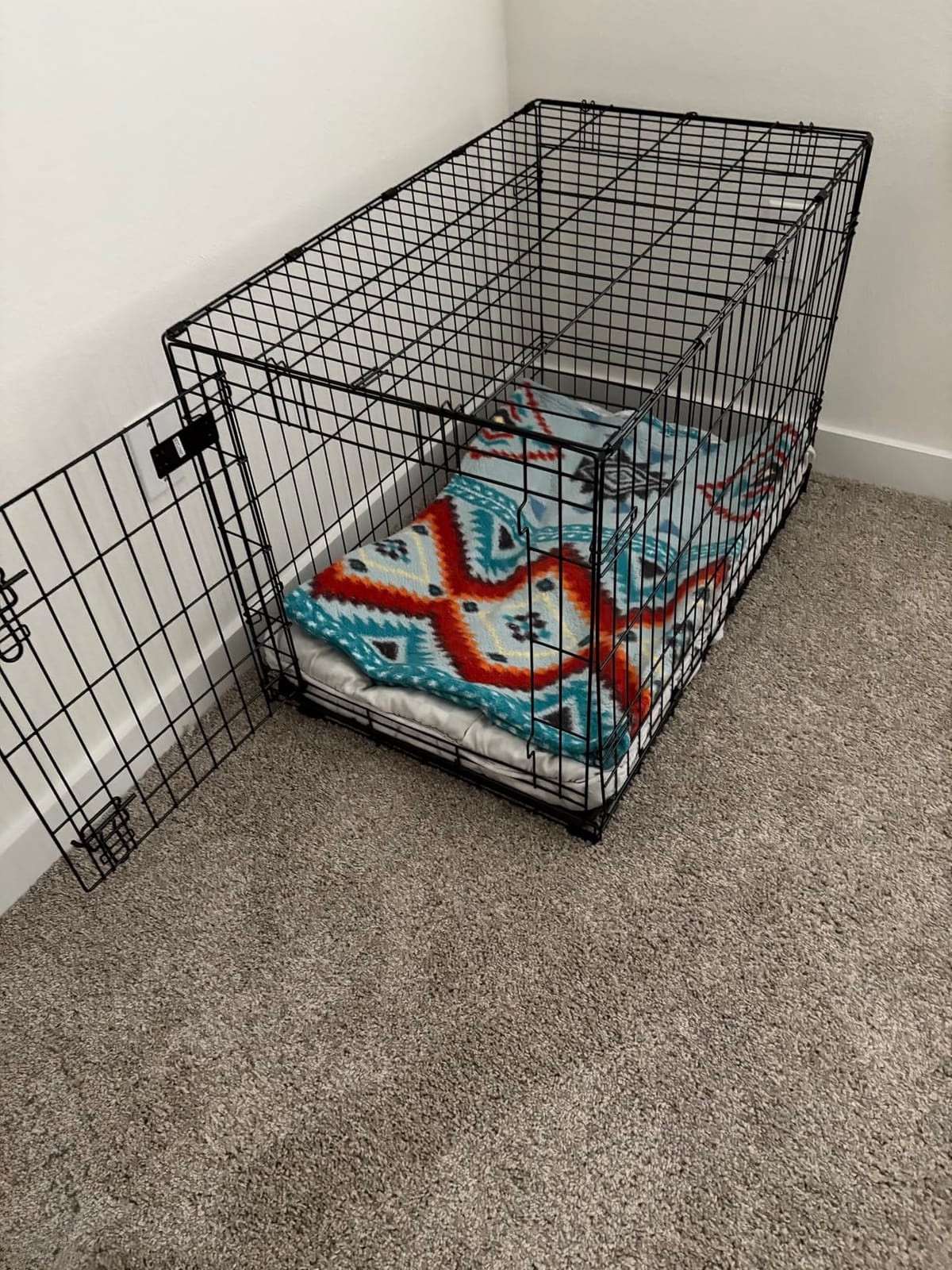 Midwest 48-Inch Single Door iCrate, for Extra-Large Breeds, 90-110 lbs | Folding Dog Crate with Divider Panel, Leak-Proof Tray & Secure Latches, Portable, Durable & Easy to Assemble customer photo 2