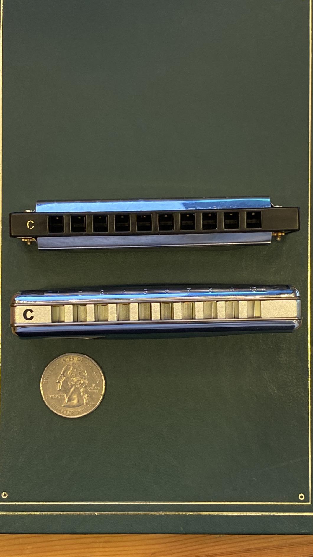 Suzuki MR-350-C Promaster Deluxe 10-Hole Diatonic Harmonica Key of C customer photo 1