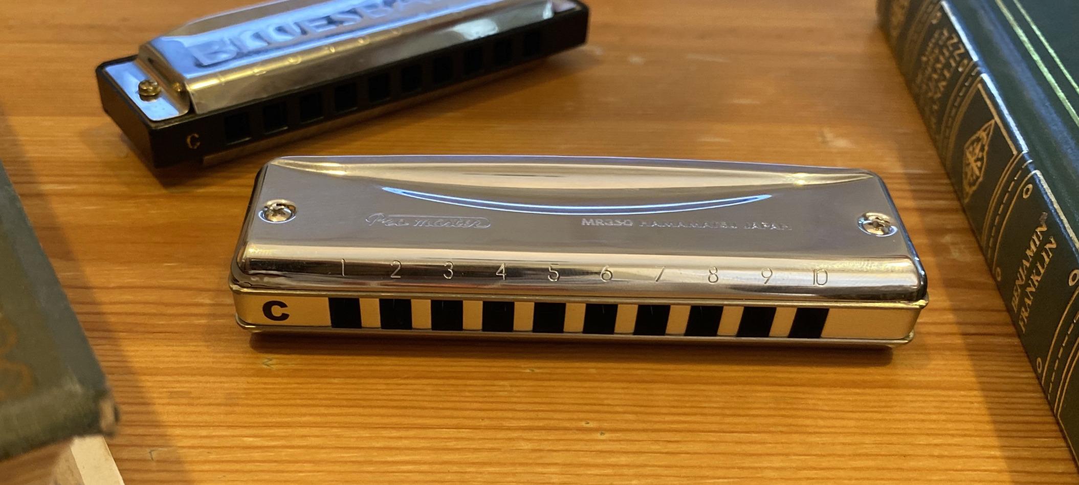 Suzuki MR-350-C Promaster Deluxe 10-Hole Diatonic Harmonica Key of C customer photo 2