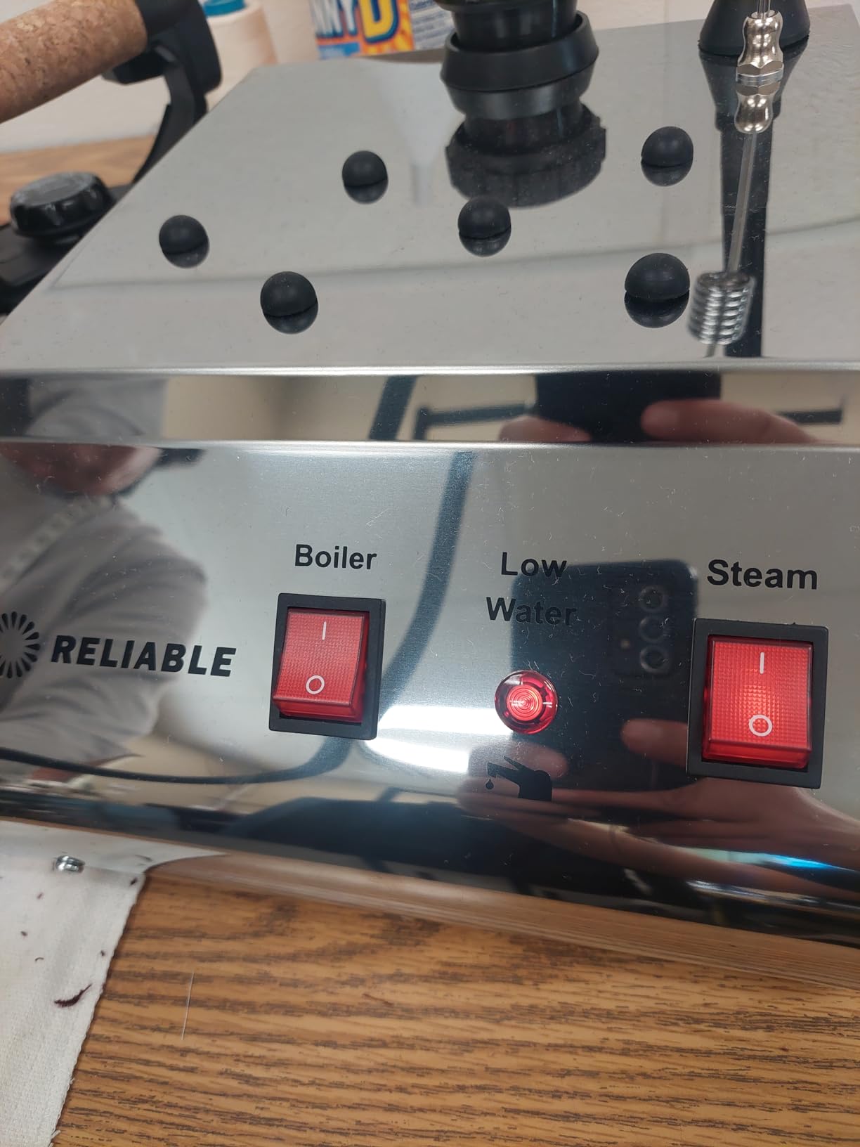 Reliable Steam Iron Station - 1.4L Stainless Steel Boiler, 1800W, Made in Italy customer photo 1