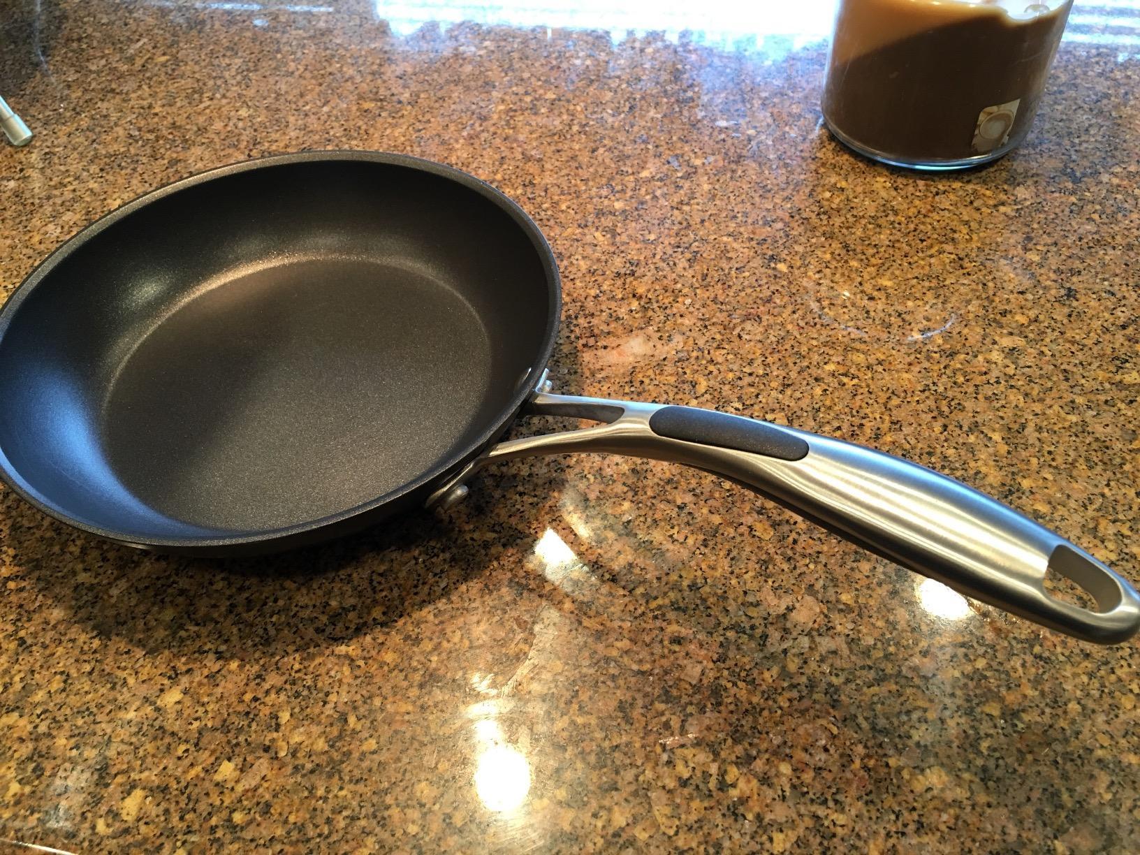 Calphalon 10-Piece Non-Stick Cookware Set, Hard-Anodized Aluminum customer photo 1