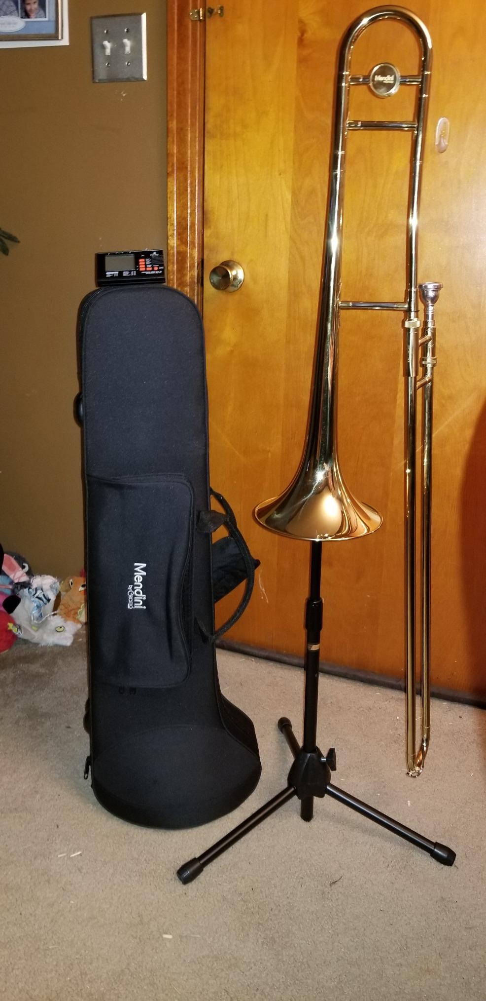 Mendini by Cecilio Brass Plated Bb Tenor Slide Trombone Kit - Gold, Beginner Kit with Tuner, Music Book, Hard Case, Mouthpiece, Cleaning Kit & Gloves customer photo 1