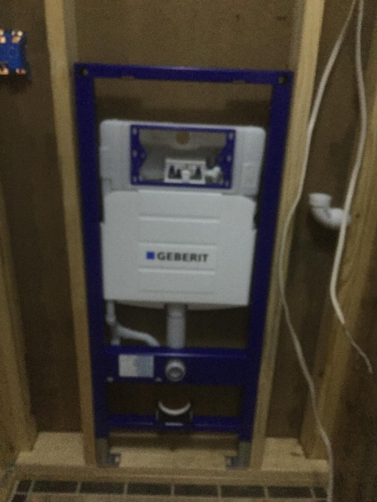 Duravit Geberit 111.335.00.5 DuoFix In-Wall System with Sigma Concealed Tank for 2x6 Wall Construction customer photo 2