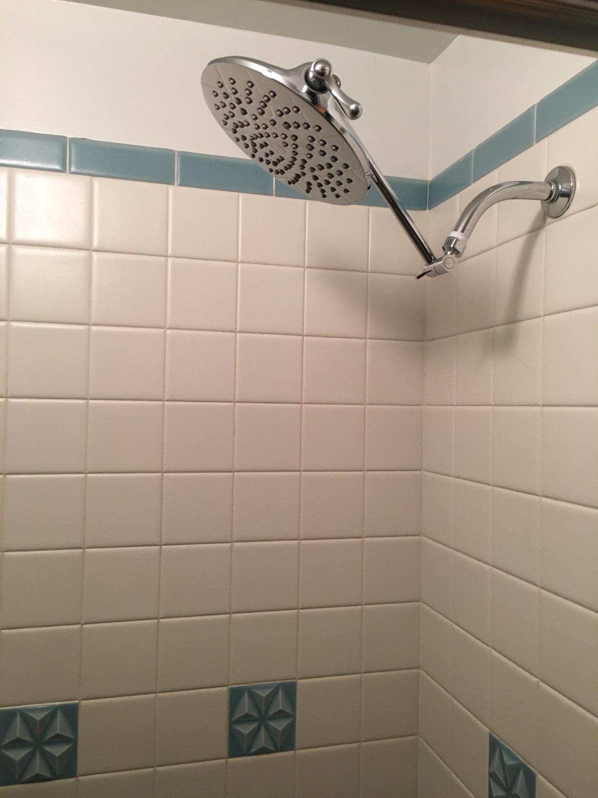 Moen Velocity Chrome Two-Function Rainshower 8-Inch Shower Head with Immersion Technology for a High-Pressure Rinse, S6320 customer photo 1