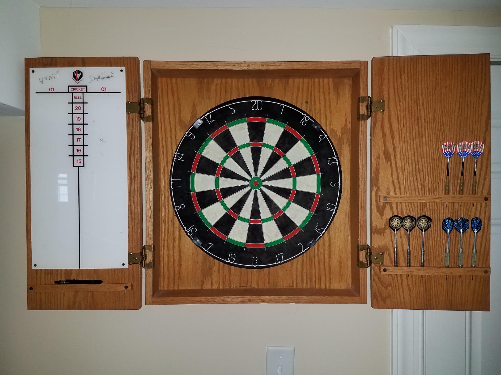 Hey Play Bristle and Metal Dart Board, 18