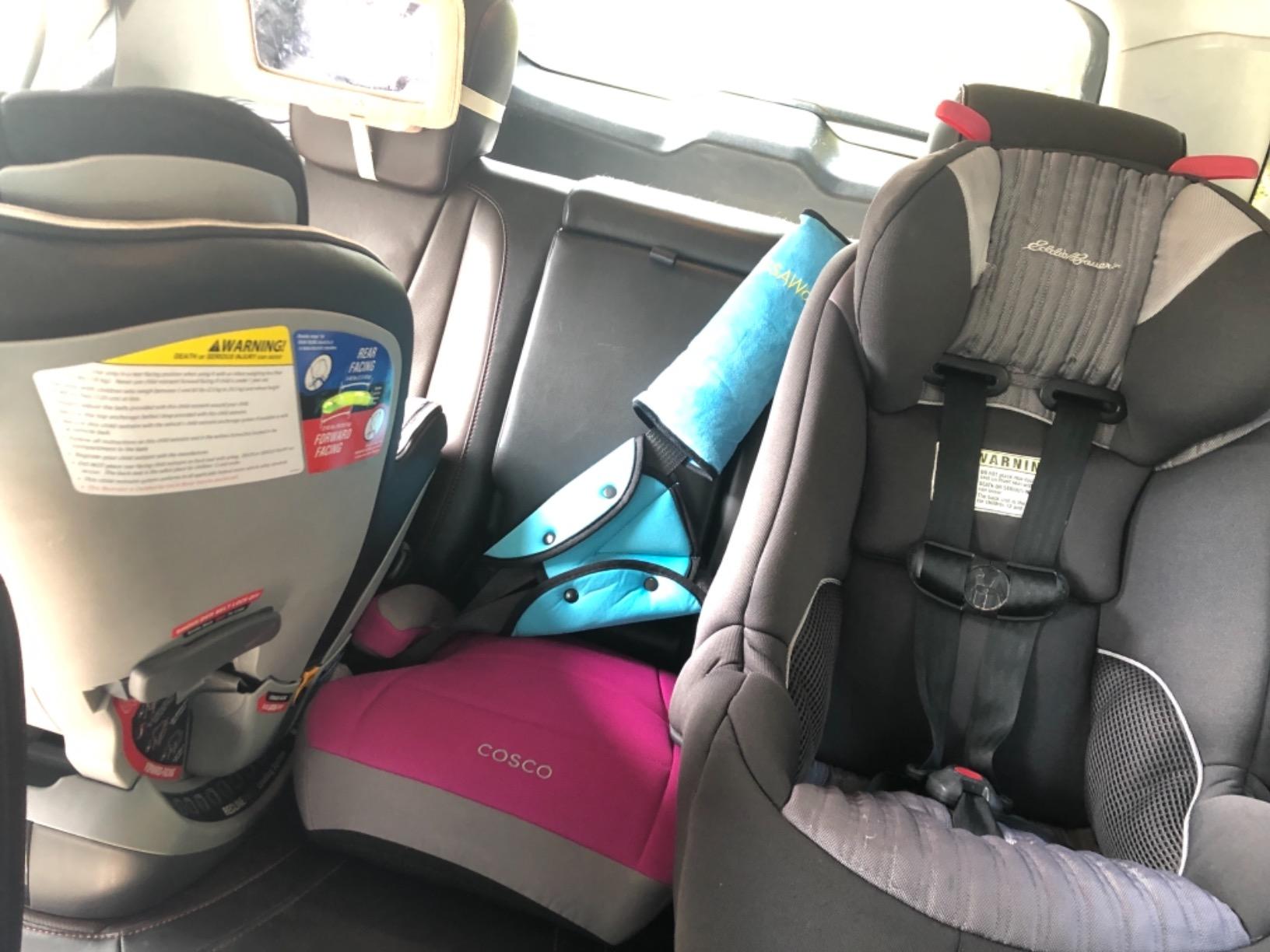 Cosco Topside Backless Booster Car Seat, Lightweight Booster Seats for Cars 40-100 lbs, Backless Booster Seat for Car, Leo customer photo 1