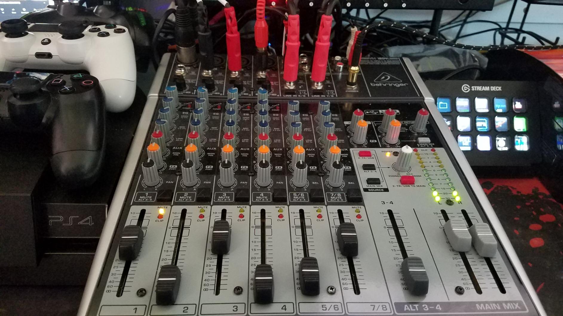 Behringer XENYX 1204USB Premium 12-Input 2/2-Bus Mixer with XENYX Mic Preamps and Compressors, British EQ and USB/Audio Interface customer photo 1