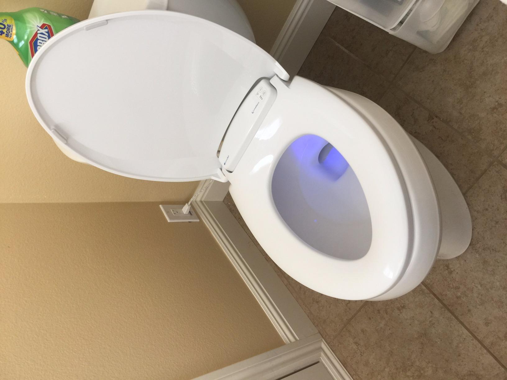 Brondell L60-EW LumaWarm Heated Nightlight Elongated Toilet Seat, White customer photo 1
