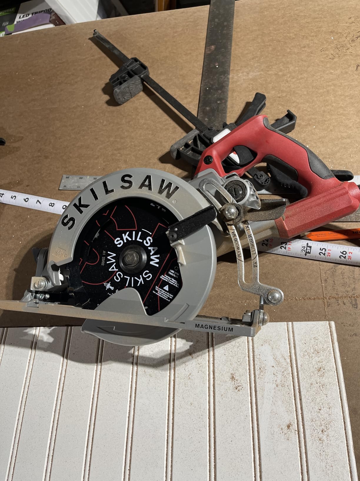 SKILSAW SPT77WML-01 15-Amp 7-1/4-Inch Lightweight Worm Drive Circular Saw customer photo 1