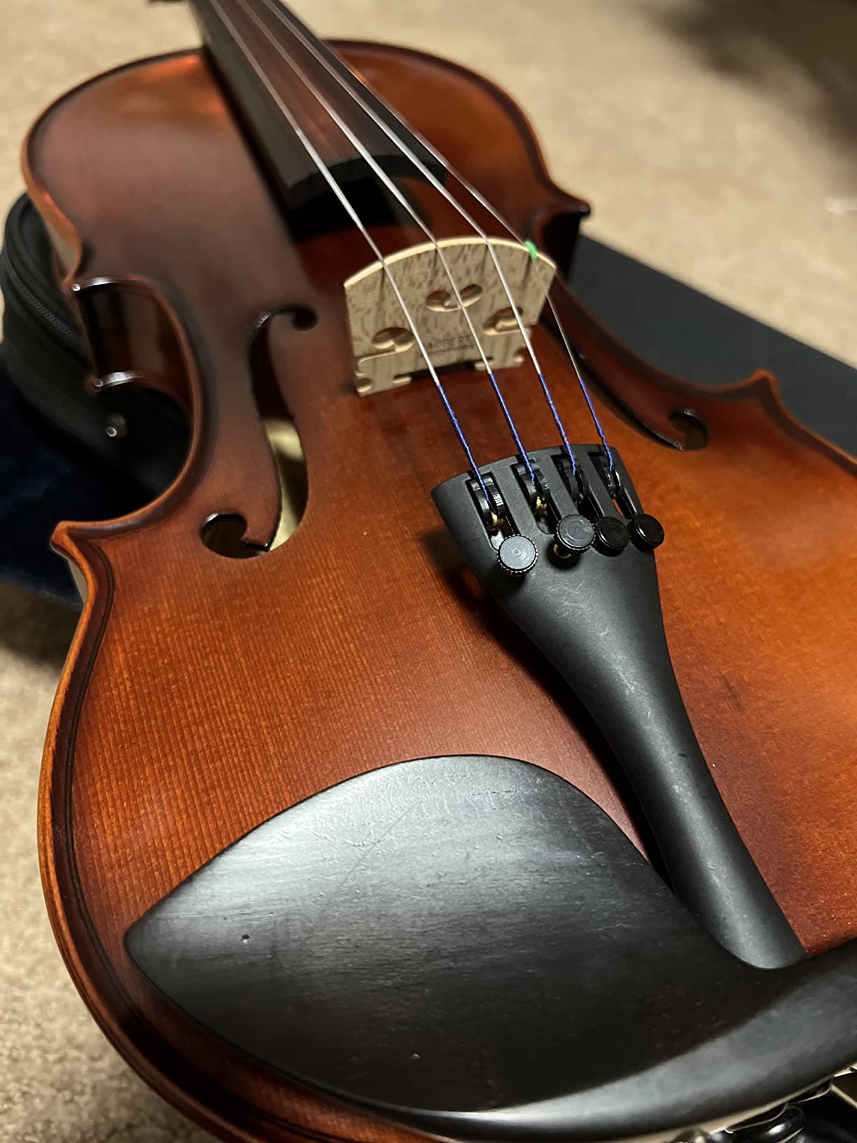 Antonio Giuliani Etude Violin Outfit 4/4 Full Size Clearance By Kennedy Violins - Carrying Case and Accessories Included - Solid Maple Wood and Ebony Fittings AG360 customer photo 2