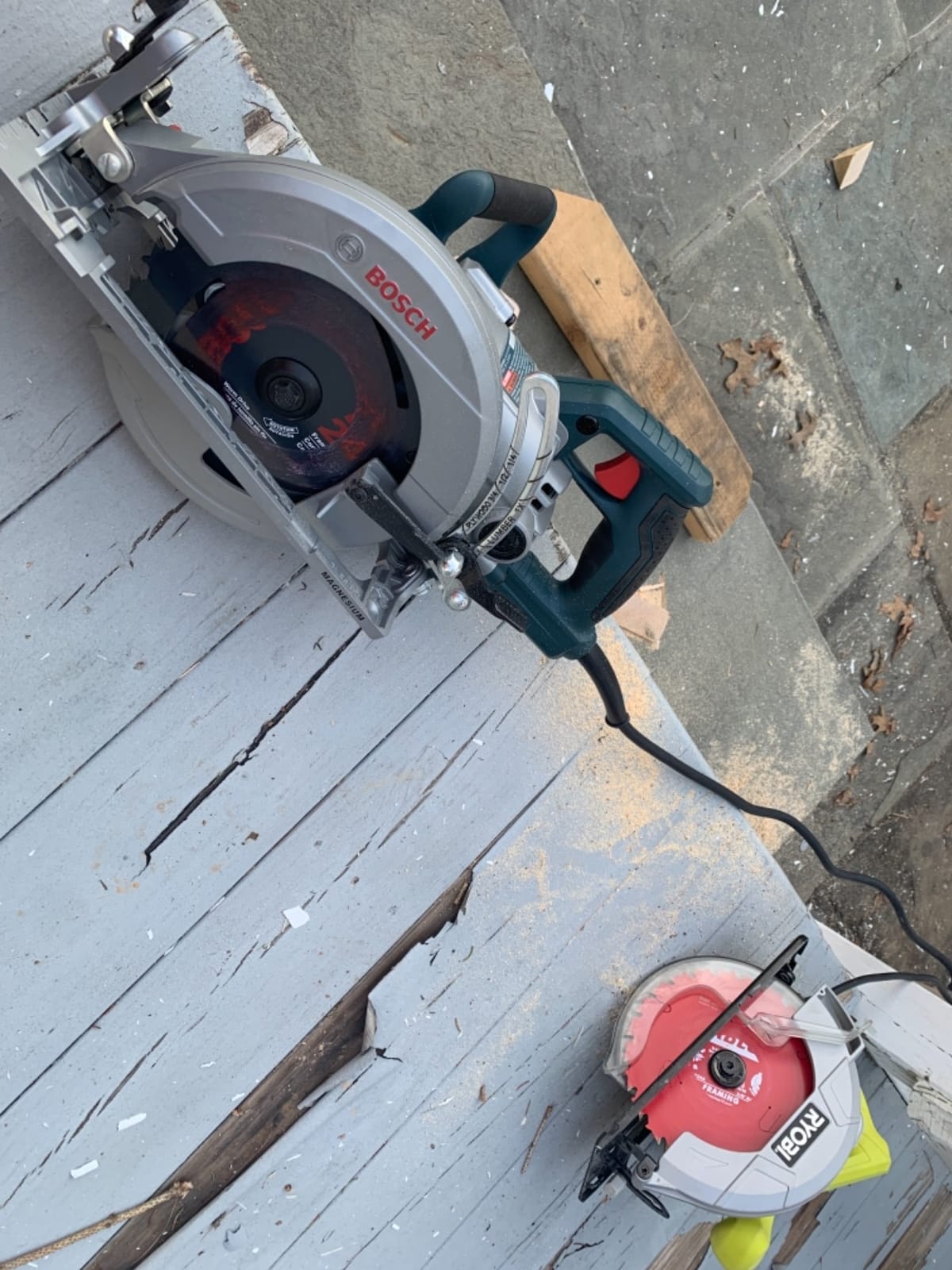 Bosch 7-1/4-Inch Worm Drive Circular Saw CSW41 customer photo 2