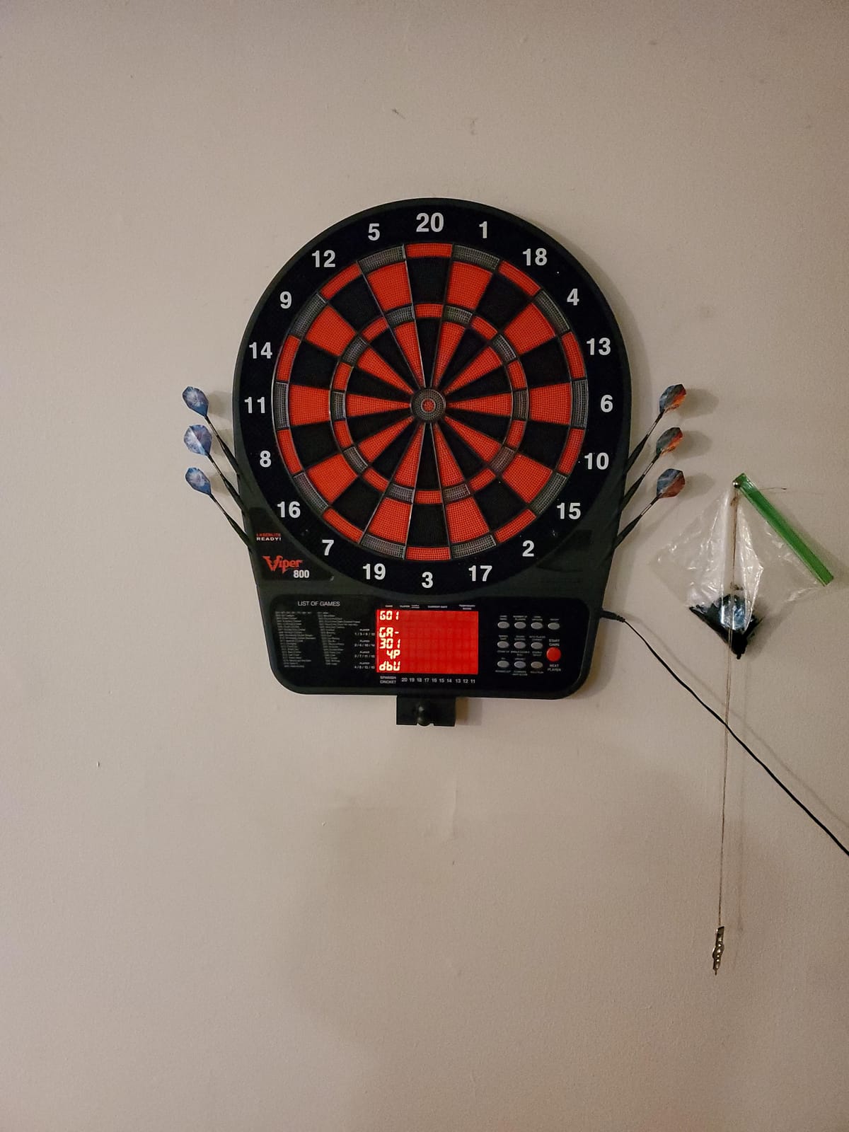 Viper by GLD Products 800 Electronic Soft Tip Dart Board for Adults | 15.5 Inch Regulation Target Face, 57 Games, 400 Options, 1-16 Players, Extended LCD Display, Automatic Scoring customer photo 2