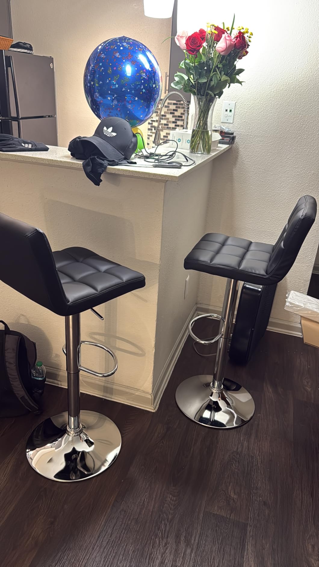 Homall Bar Stools Modern PU Leather Adjustable Swivel Barstools, Armless Hydraulic Kitchen Counter Bar Stool Extra Height Square Island Barstool with Back Set of 2 (Black) customer photo 1