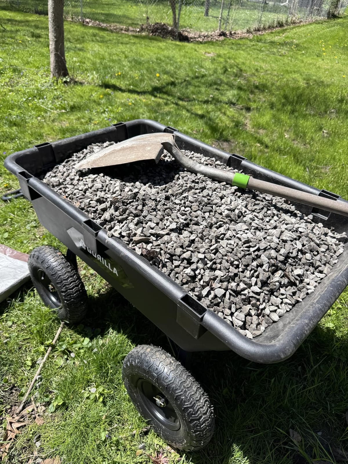 Gorilla Carts Poly Dump Cart, 600 lb. Capacity, 4 Cu ft, Quick Release Dump customer photo 2
