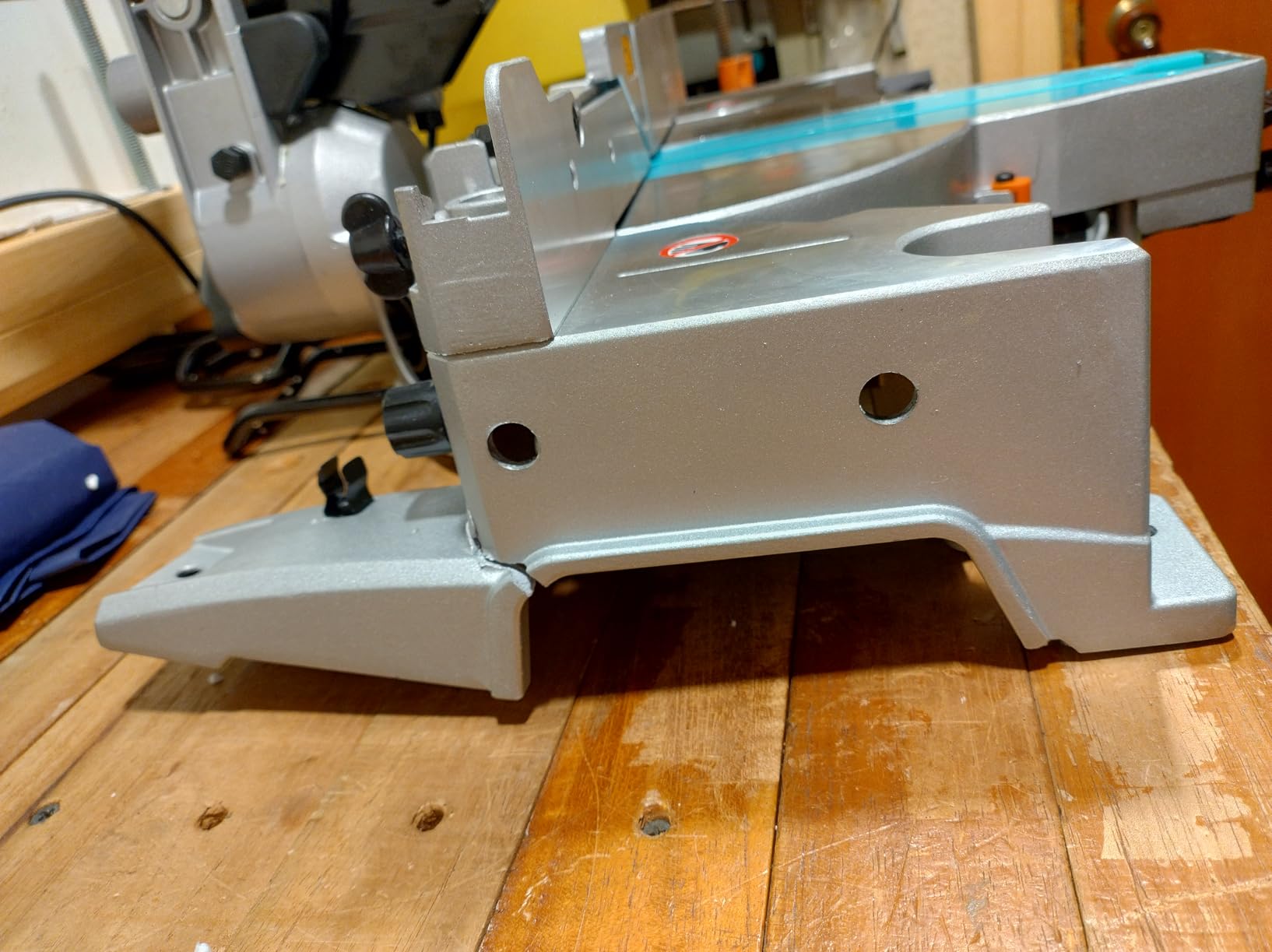 Makita LH1201FL 240 V 305 mm 1650 W Table/Mitre Saw customer photo 1